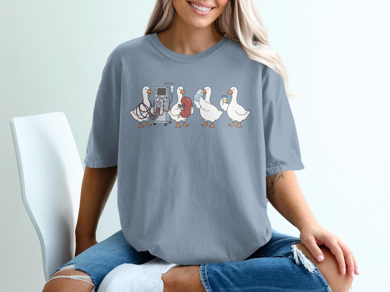 Nephrology Goose Dialysis T-Shirt Funny Kidney Doctor Nurse Tee