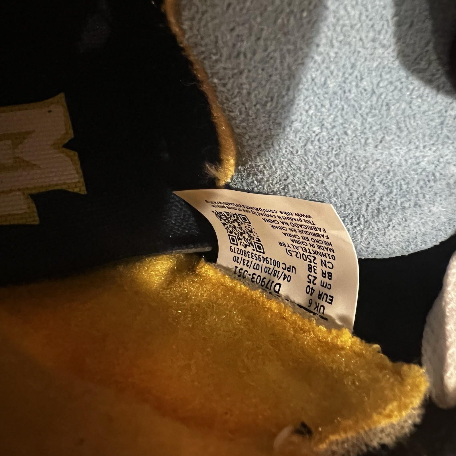 Air Jordan 5 Marquette MU PE Style Navy Yellow Nike Air Sz 7 Custom