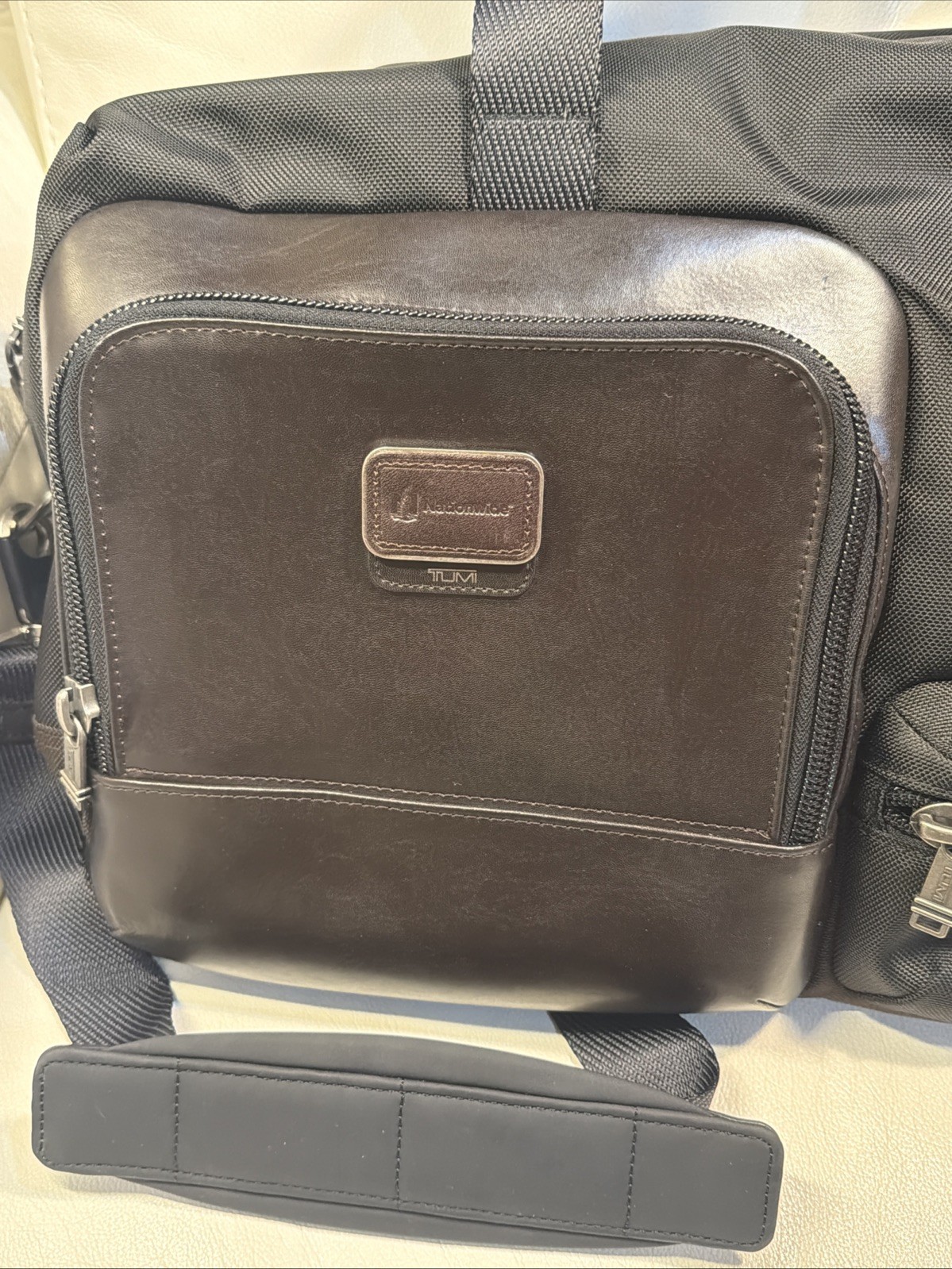 Tumi Alpha Bravo Grissom Travel Duffle Satchel Bag Nylon Black 223358 EXCELLENT
