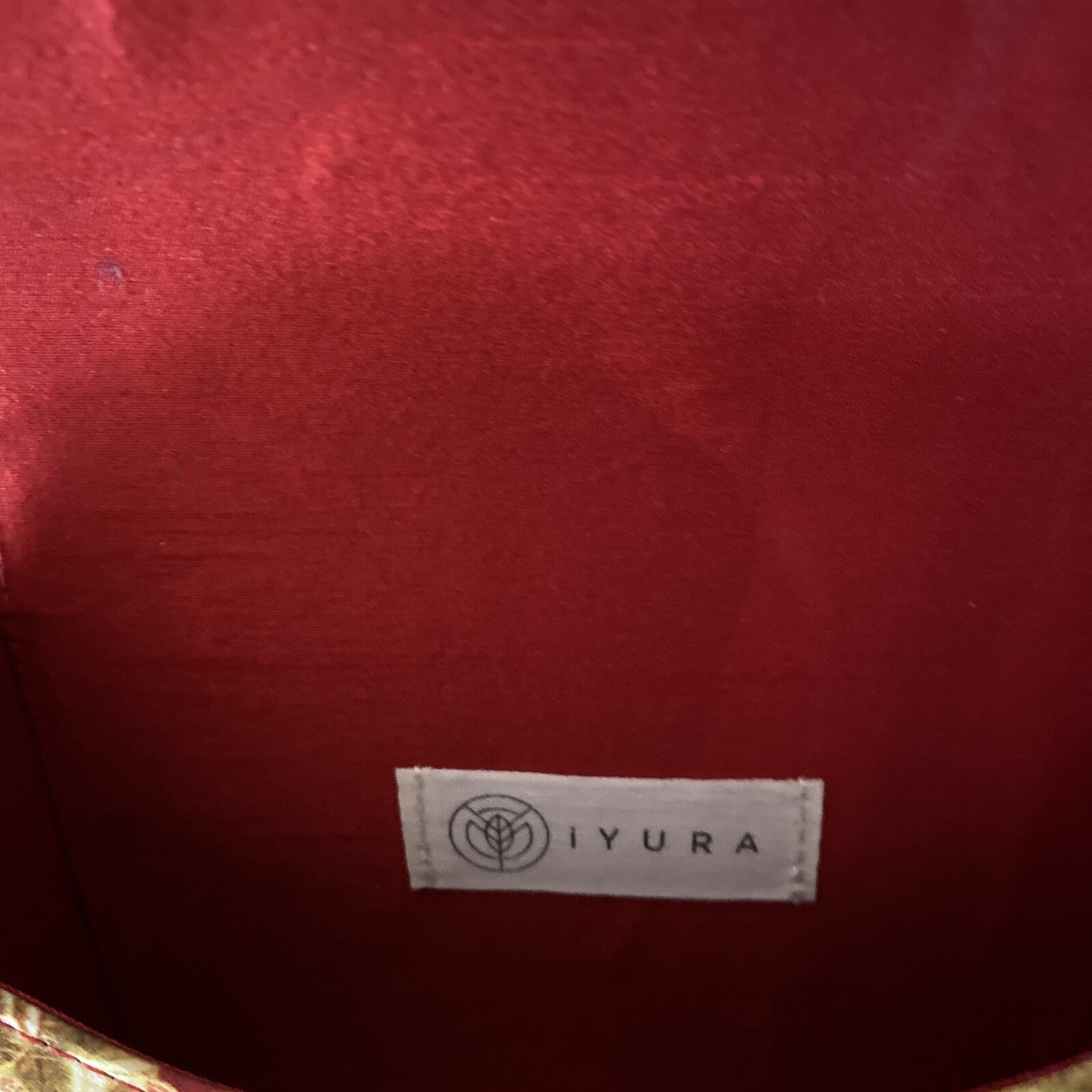 IYURA Red & Gold Snap Closure Purse Bag With Gold Tone Shoulder Chain