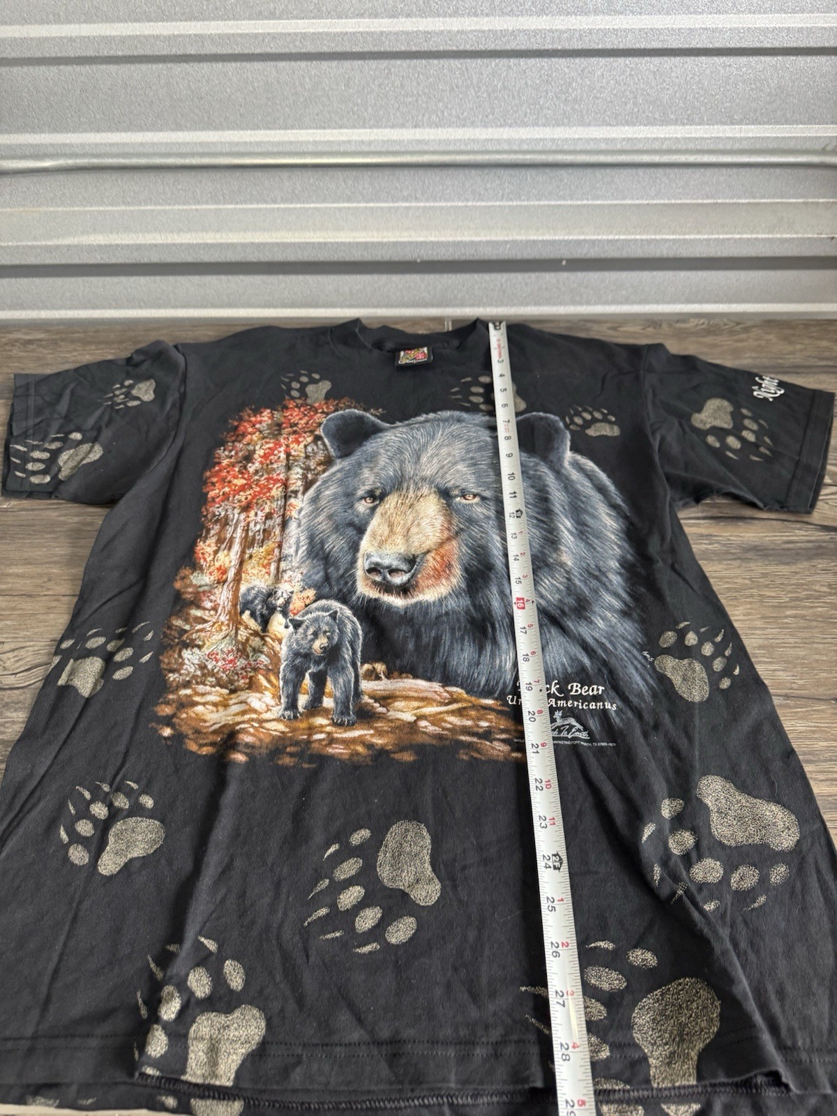 Vintage Black Bear All Over Print Faded Shirt Large USA Alaska
