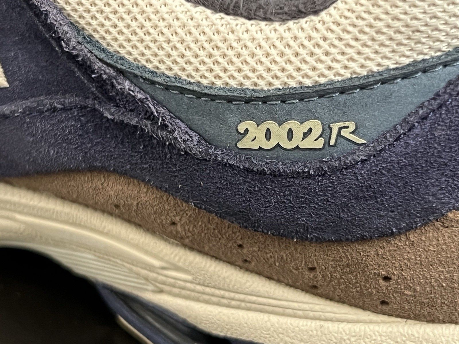 New Balance 2002R Night Tide Blue Team Cream (M2002RG) Suede Shoes Men’s 11.5