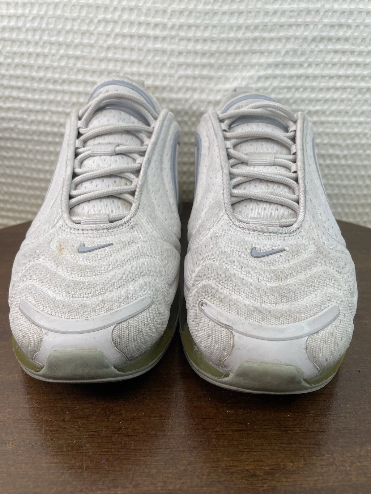 Nike Air Max 720 Vast Grey White Athletic Shoes Women’s Size 9.5 Sneakers
