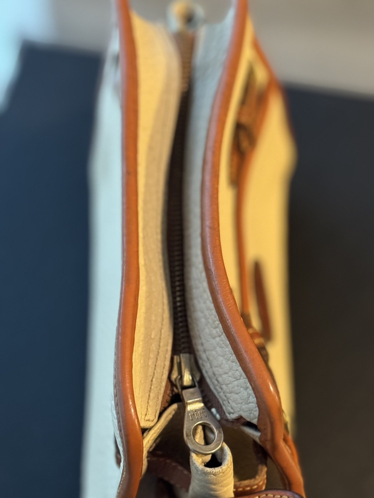 VINTAGE DOONEY & BOURKE