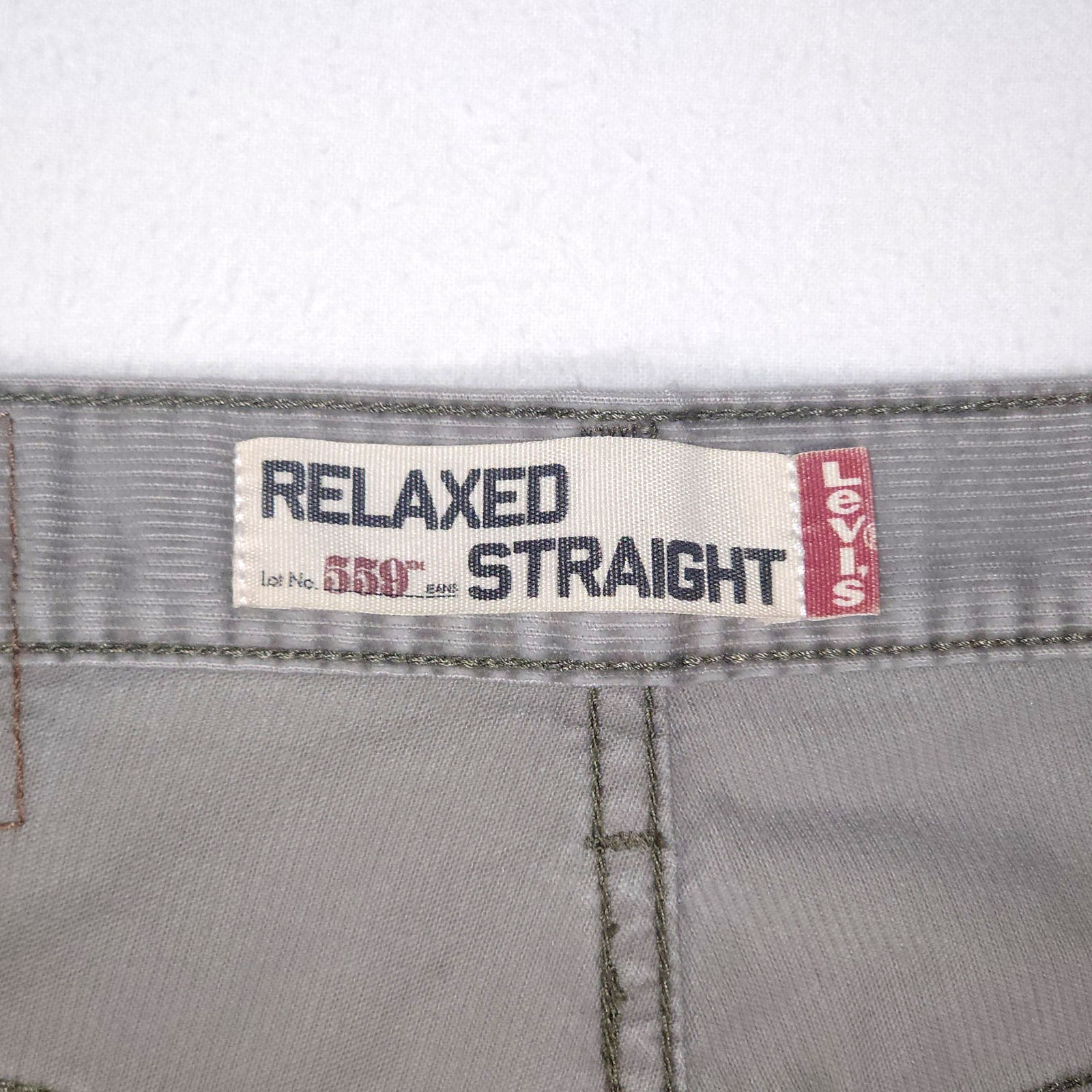 Levi’s 559 Khaki Gray Corduroy 30×32 Mens Relaxed Straight Leg Y2K ~ Light Wear
