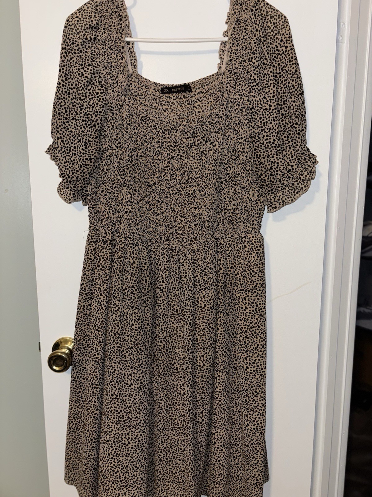 Hesperus Women’s 2X Beige Black Leopard Smocked Square Neck Puff Midi Dress