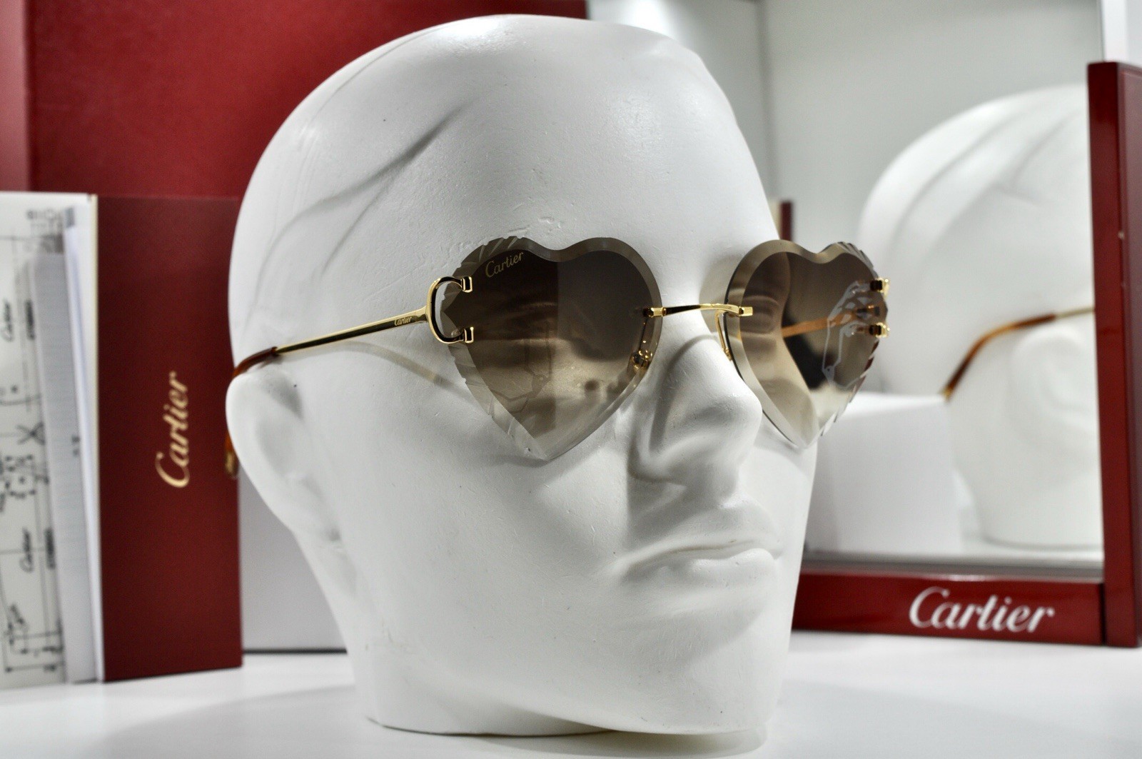 New Cartier rimless sunglasses glasses Diamond Cut heart decor Big C gold Frame