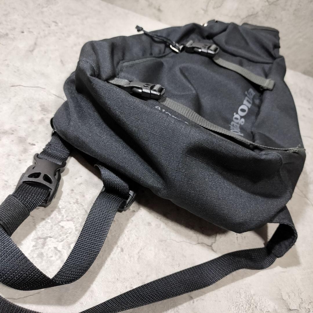 Patagonia Atom Sling 8L Model 48260 3-Point Support