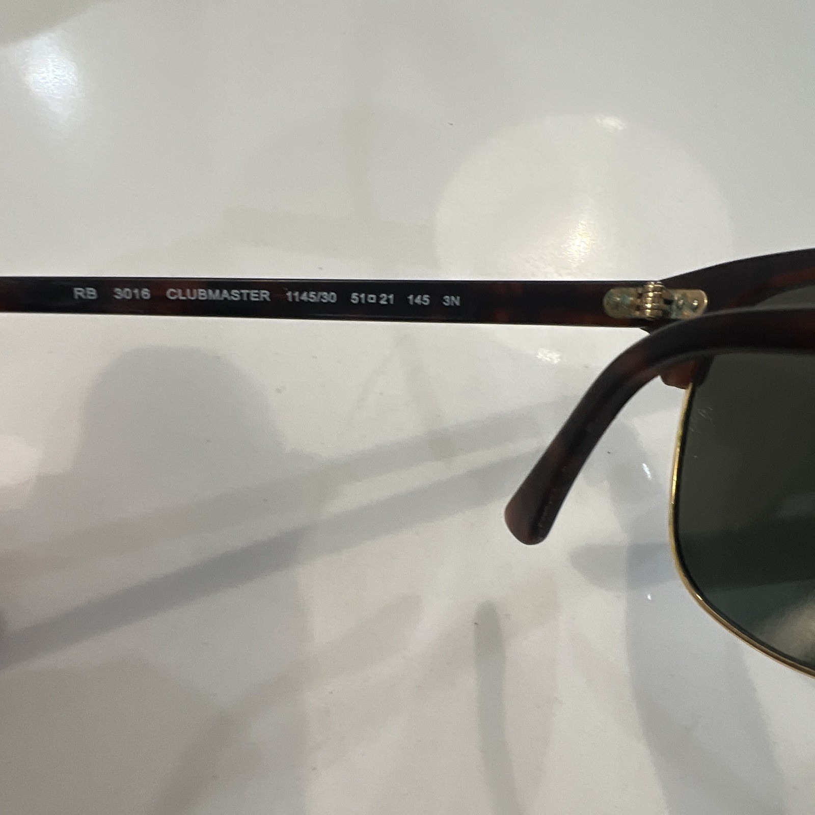 Ray-Ban RB3016 Clubmaster Polarized Green Tortoise Brown 51-21 145mm