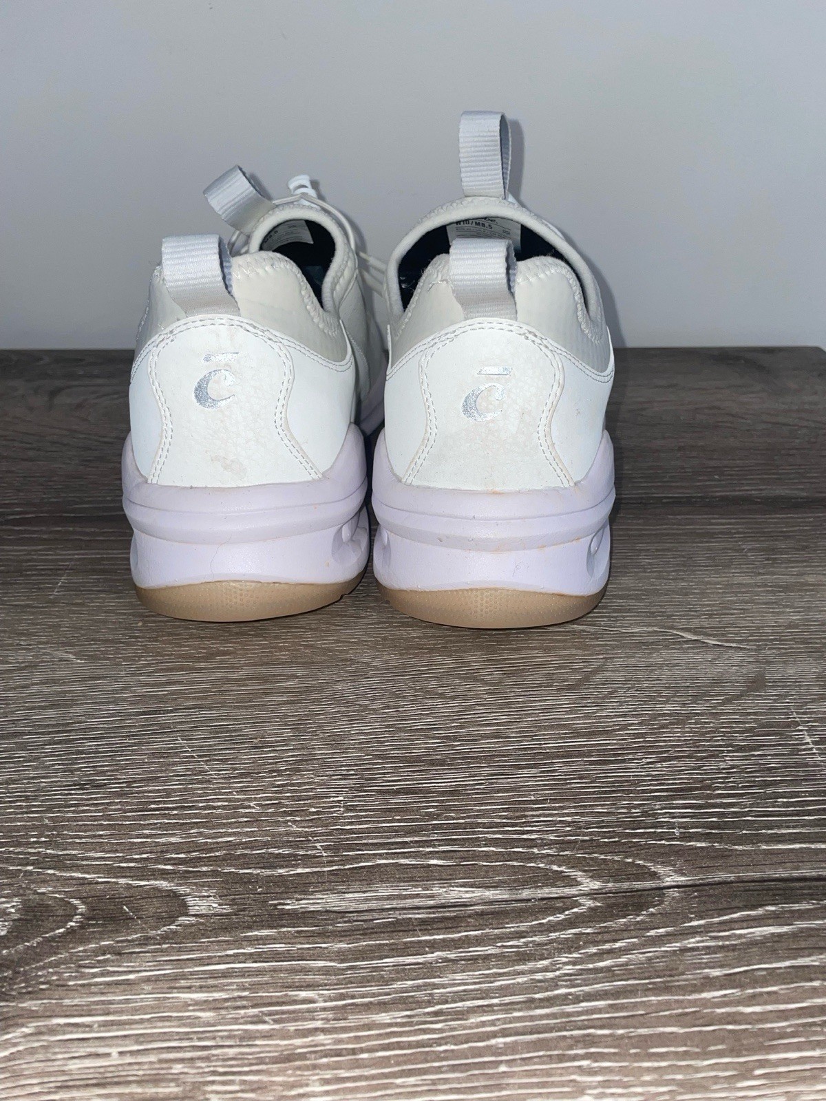 Clove Classic Womens 10 Brilliant White Sneakers