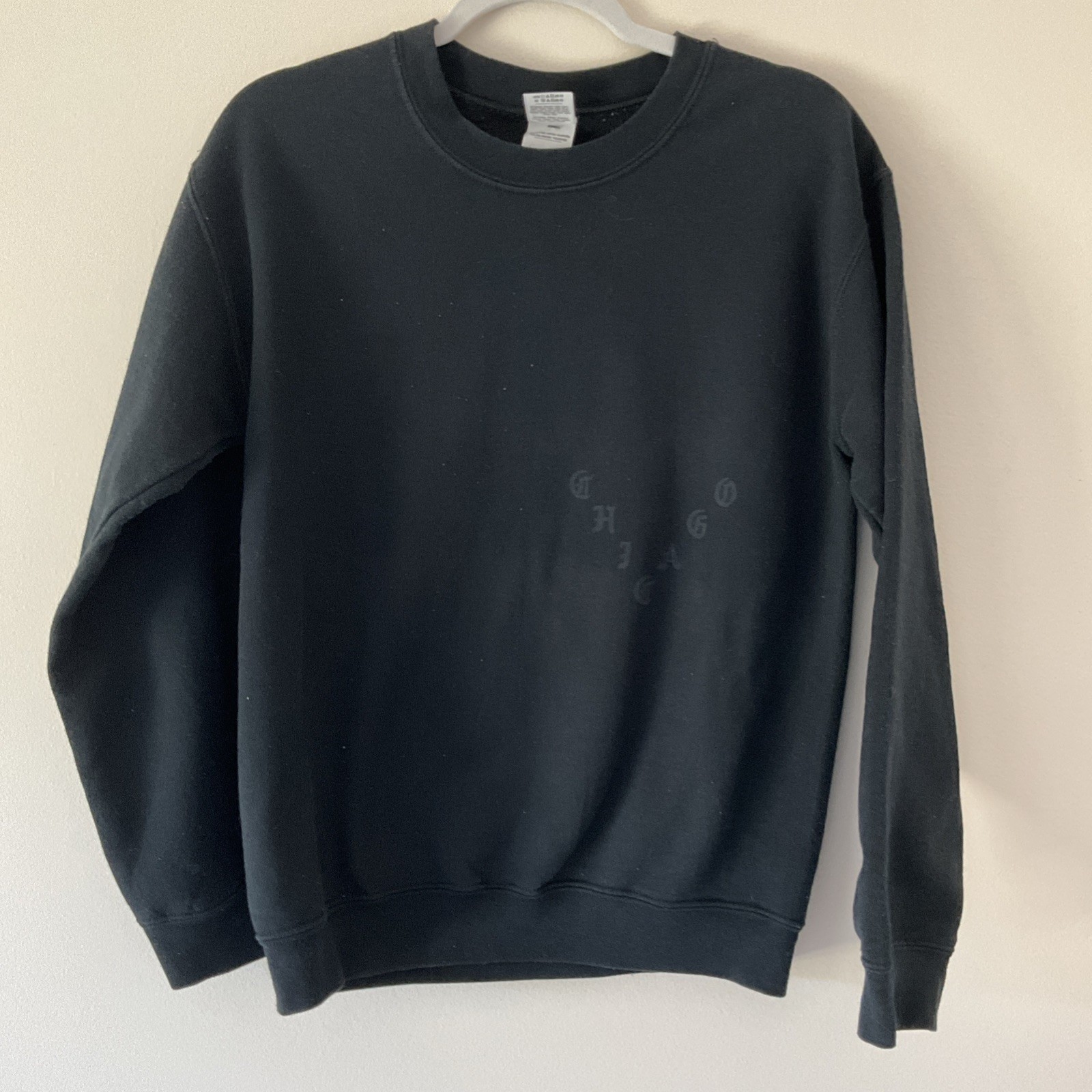 Black Long Sleeve Sweatshirt Unisex “CHICAGO Perfect” Faded Writing Size S