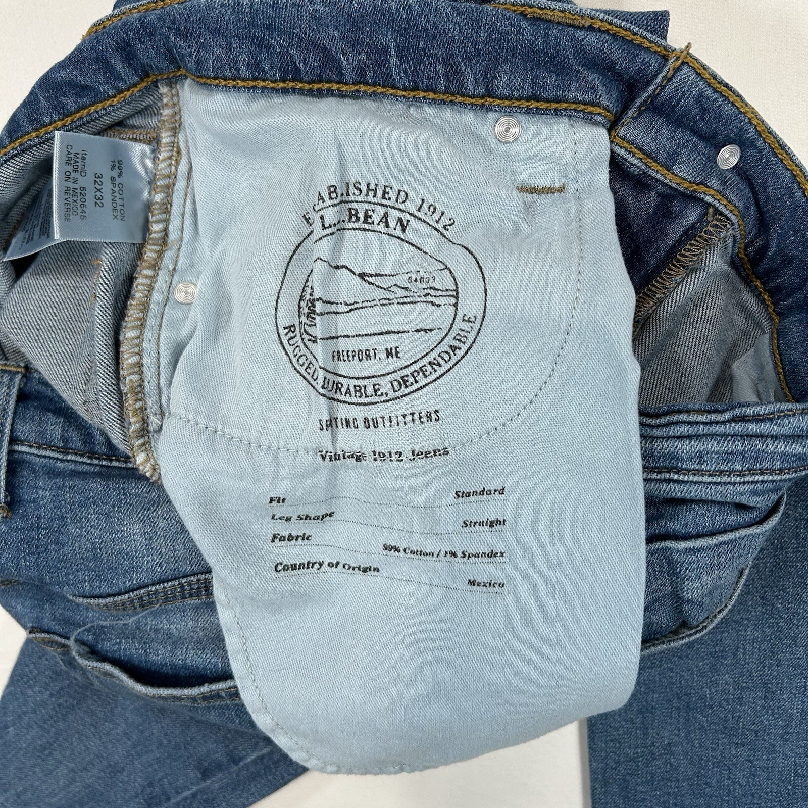 LL Bean Men’s Vintage 1912 Standard Straight Leg Jeans/32×32 – Blue Denim