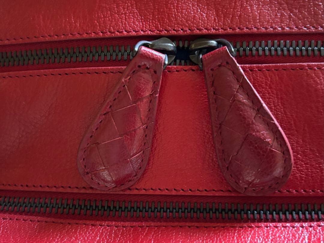 Bottega Veneta Leather Handbag Brela