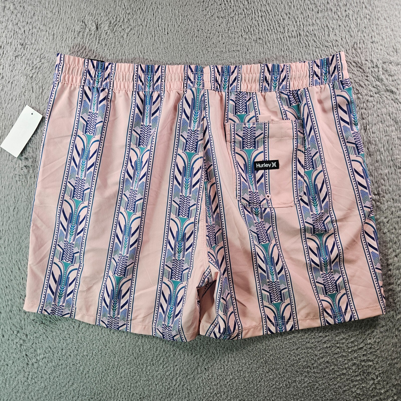 NWT Hurley Board Shorts Swim Trunks Men XXL No Liner Blue Geometric Print Pink