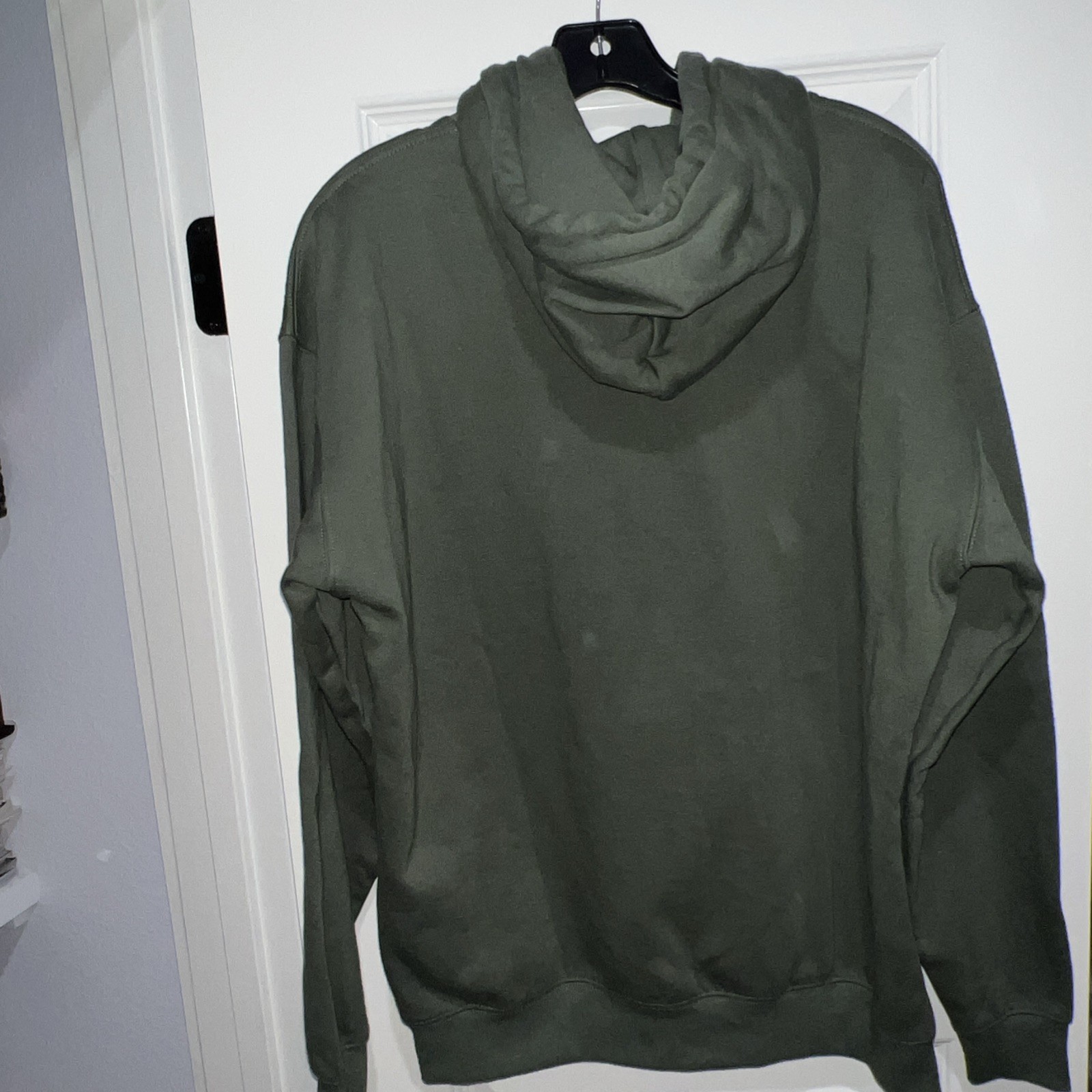 Under Armour Men’s Olive Green Long Sleeve Hoodie Size Large
