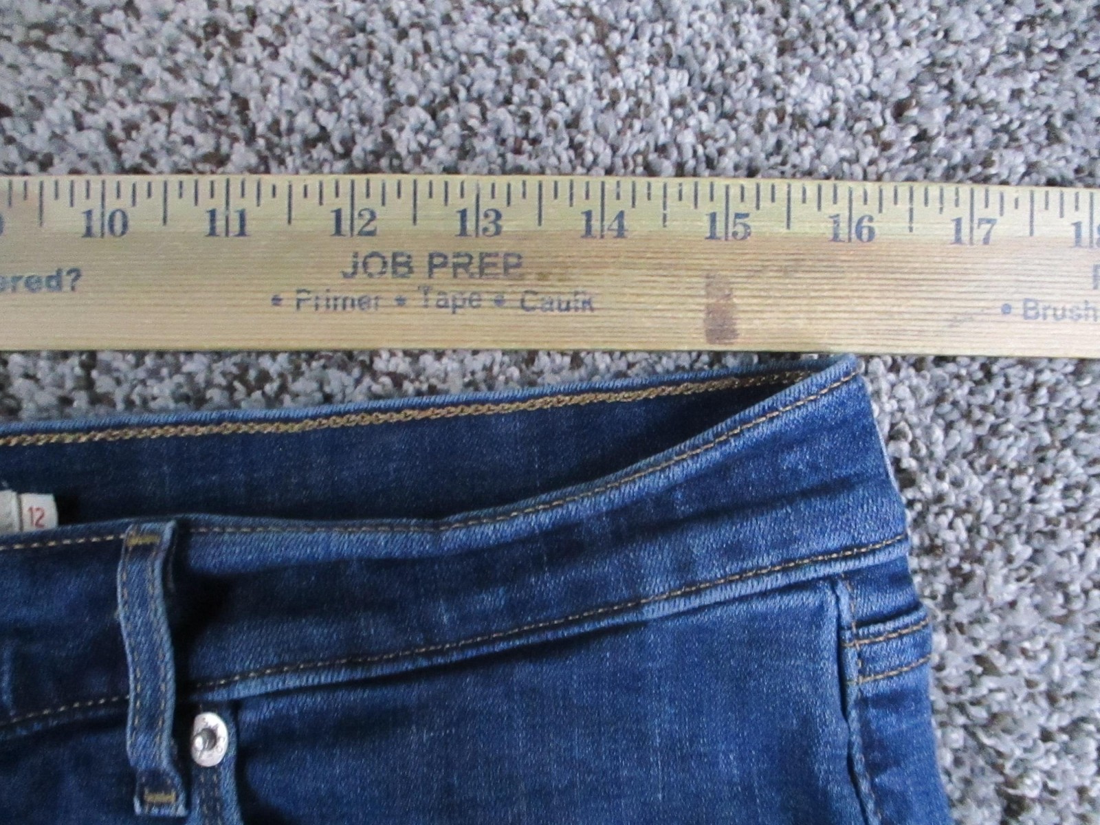 Levis Classic Straight Jeans Womens 12S Blue Med Wash Mid Rise Stretch 31×28