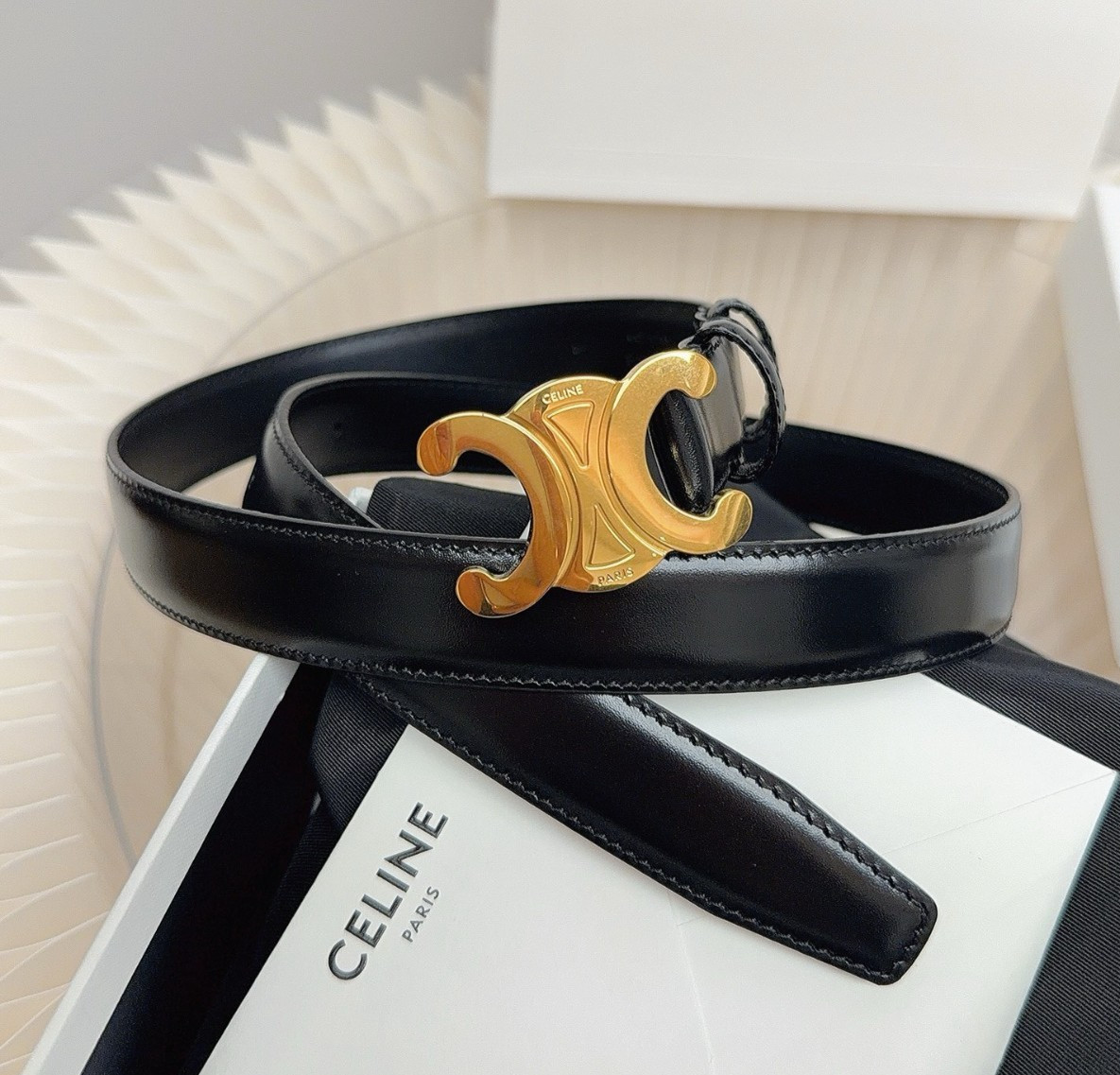 Celine triomphe black belt Gold buckle (W: 2.5cm/0.98in; L: 90/36)