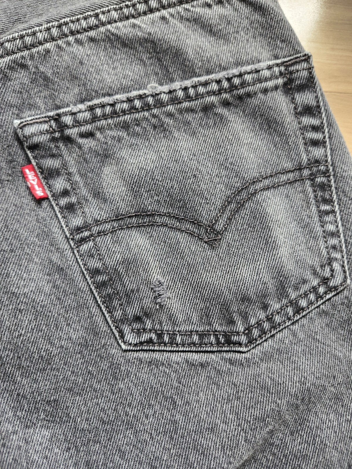 Levi’s Women’s 501 ’90s Jeans – Black Wash | Button Fly | Good Condition W23 L32