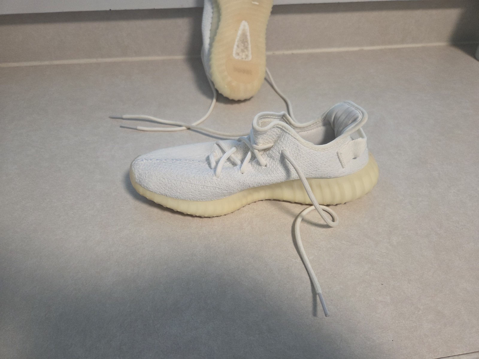 Adidas Yeezy Boost 350 v2 Cream Triple White No Insoles