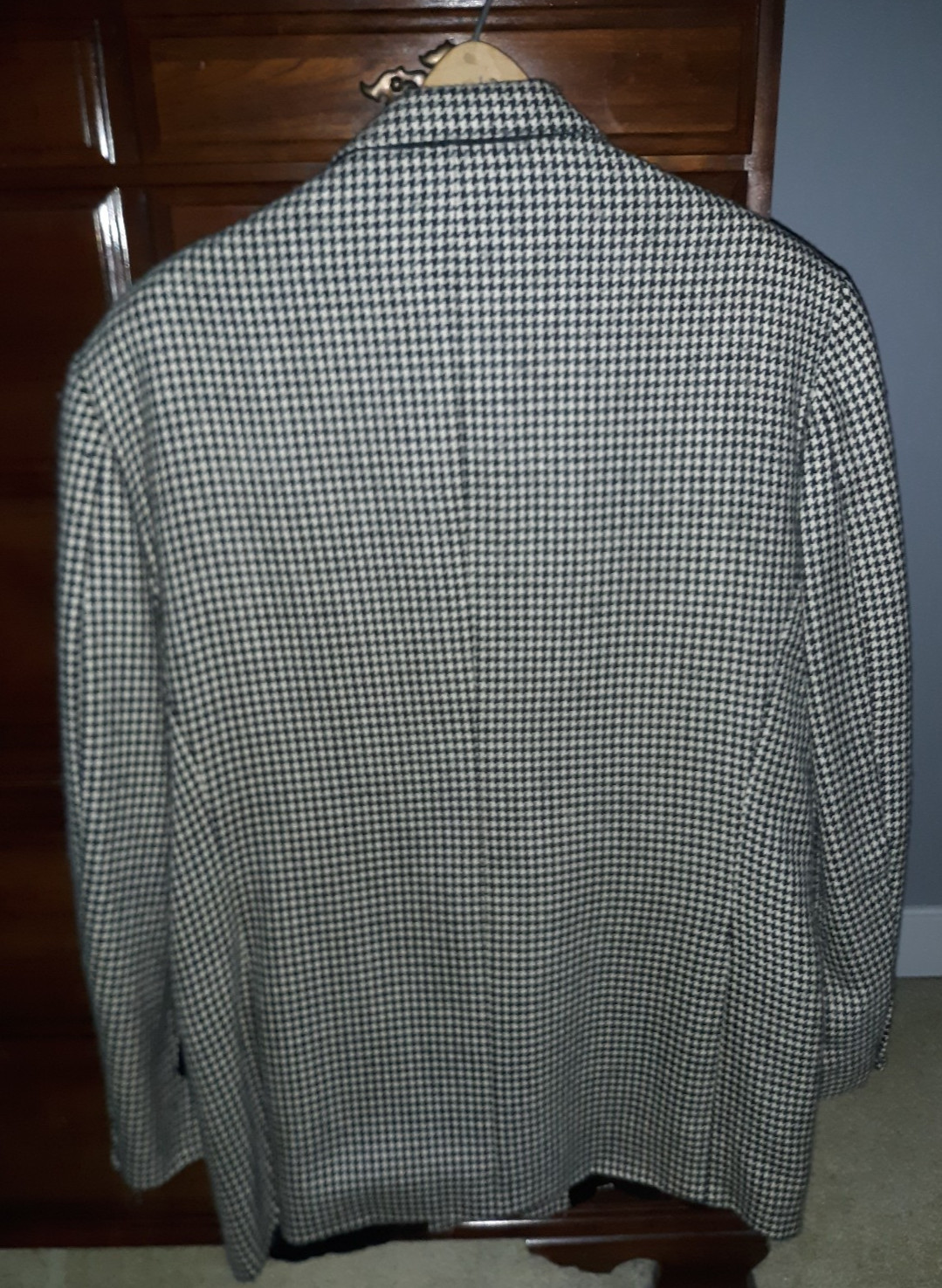 Oscar de la Renta 100% wool Black / White hounds tooth 2 button sport coat 43 L