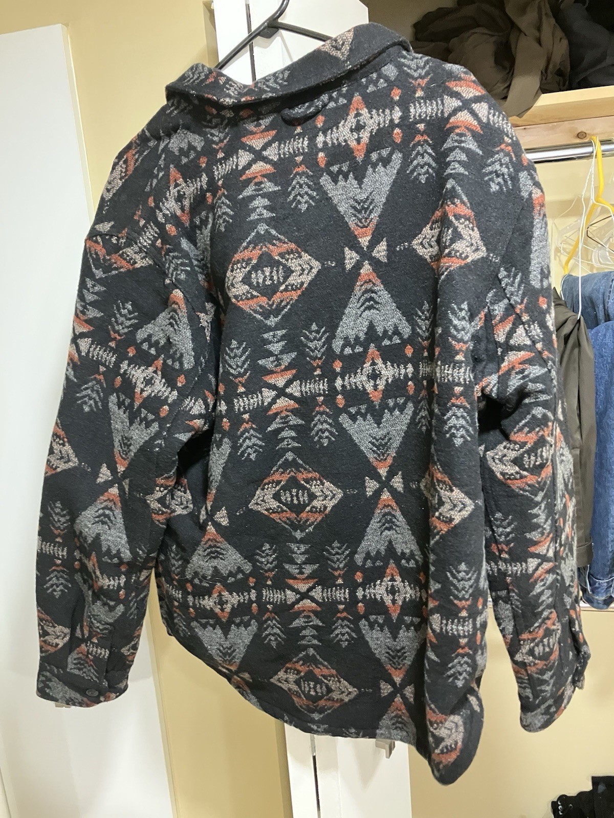 NWT “Jachs New York” Mens Aztec Jacket SherpaLined Black/Red/Gray L