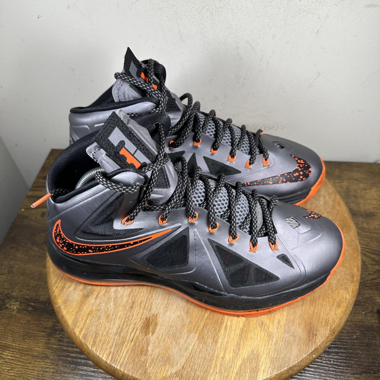 Nike LeBron X Shoes Mens Size 11.5 Black Orange 541100-002 Basketball Sneakers