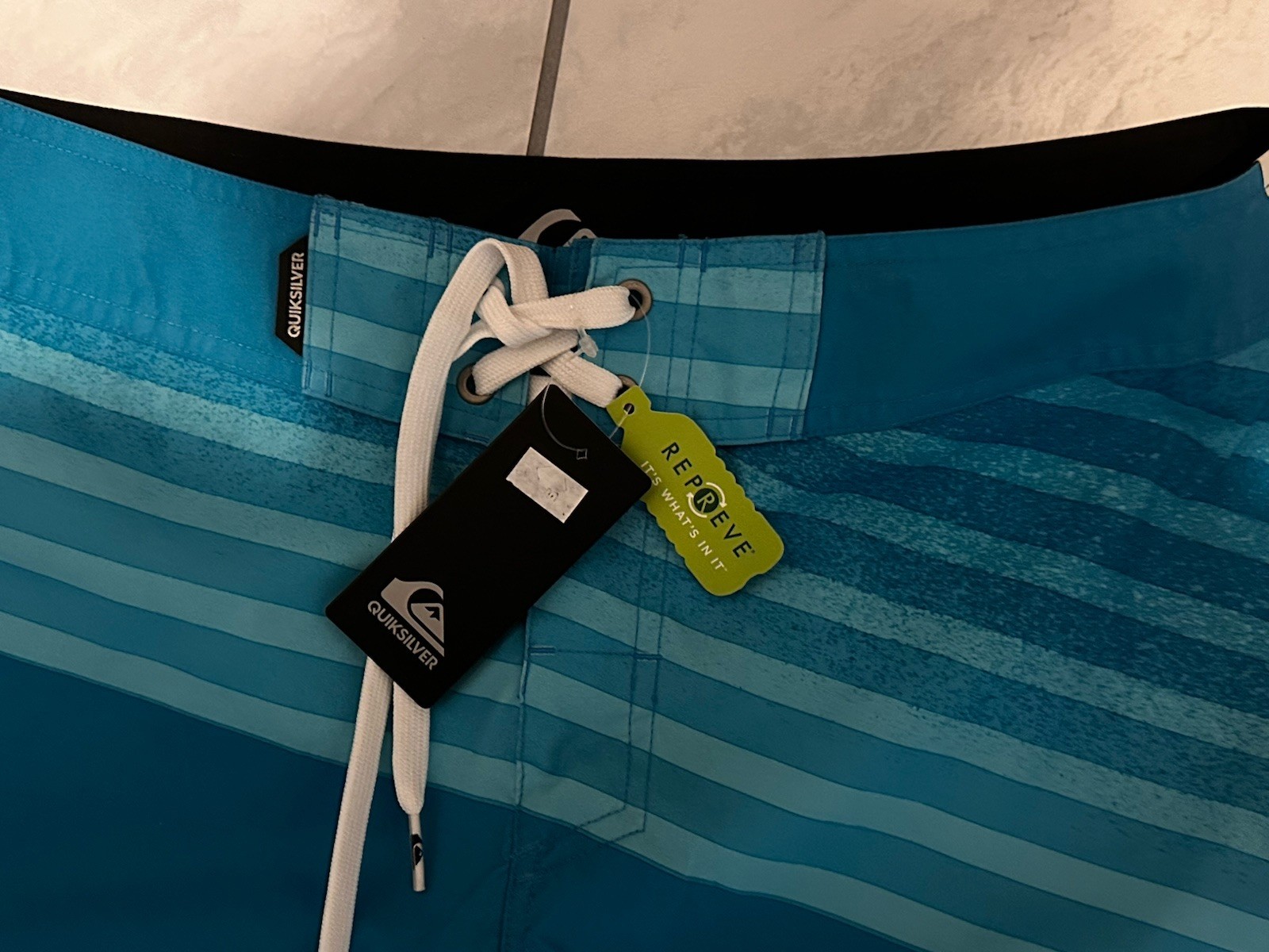 Quiksilver Highline Kaimana Boardshorts Men’s Size 32×21 – NWT