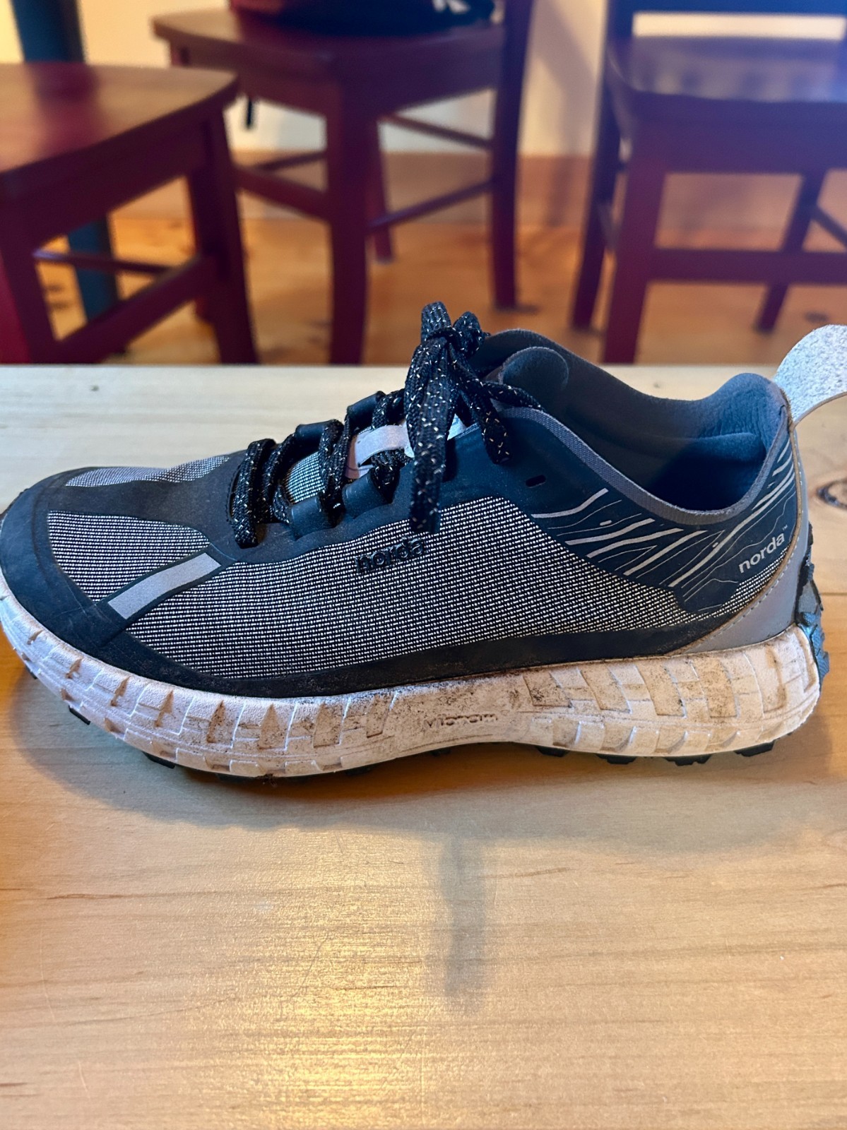 Norda 001 Size 7.5/ 38 Womens