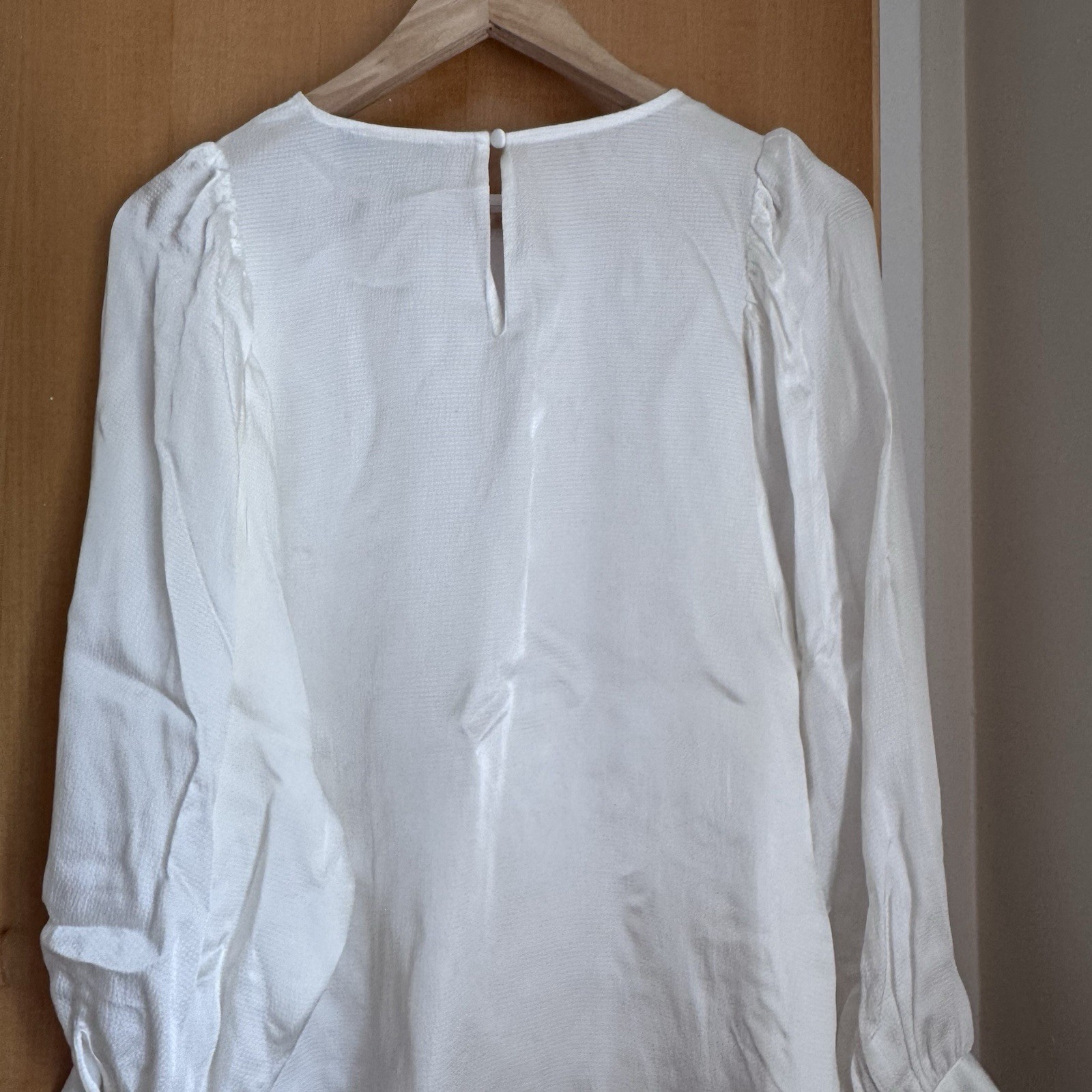 Wyse London Off White Satin Long Sleeve Blouse Size 0 UK 6 Textured Cuff Sleeve