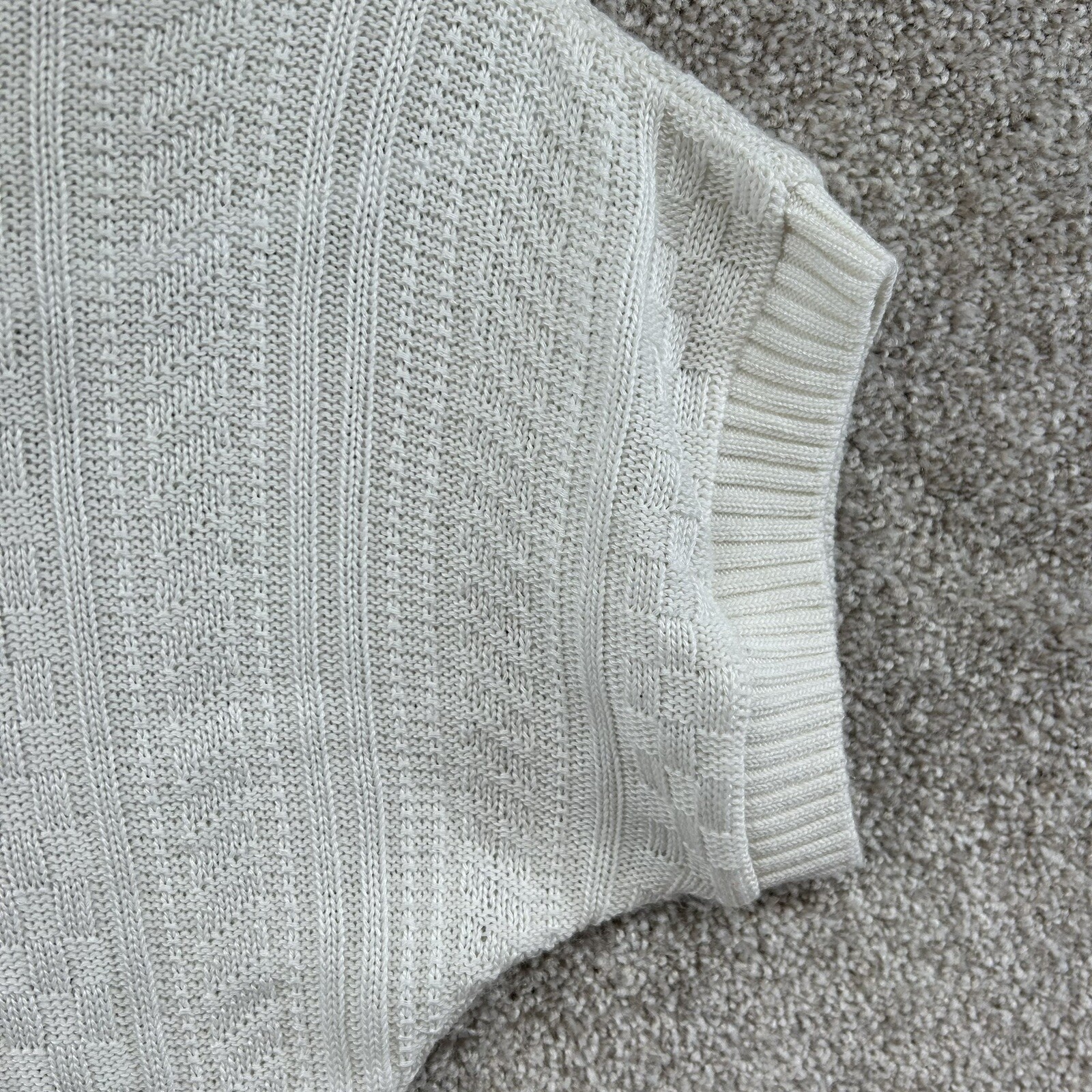 B Wear Byer California Womens Pullover Medium Short Sleeve White Knit Sweater