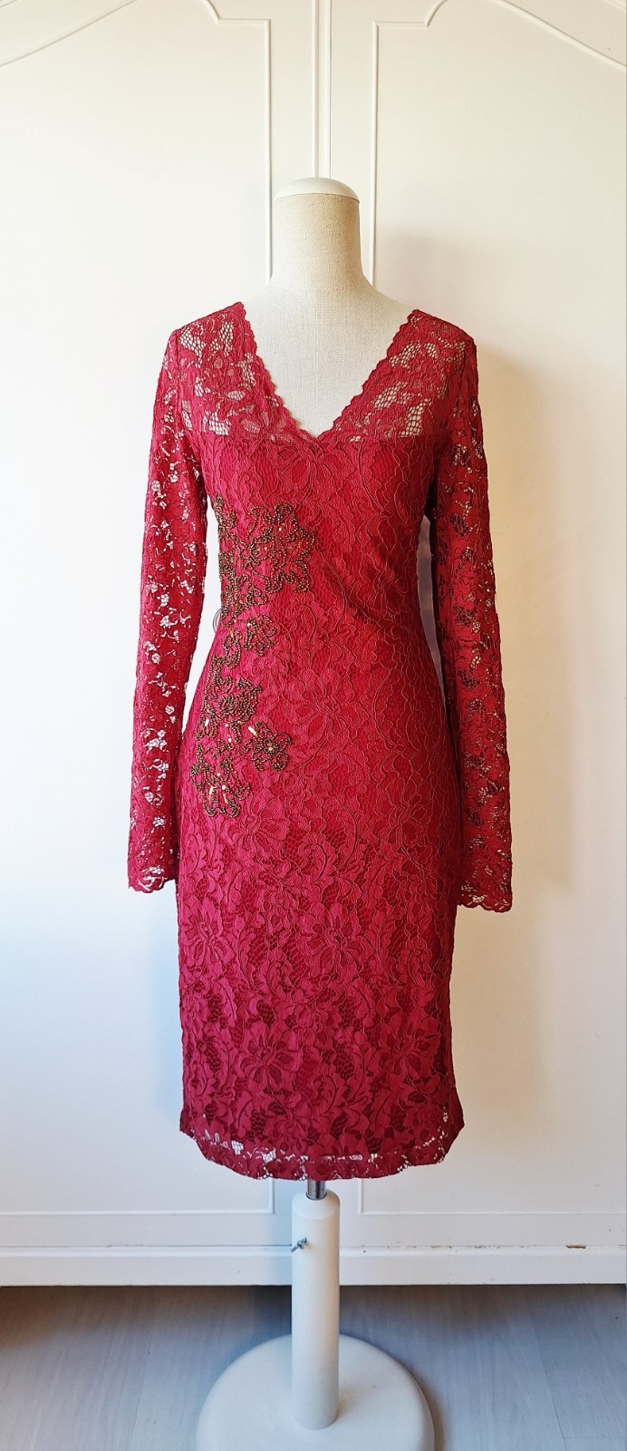 JOE BROWNS Deep Red Lace Midi Pencil Dress Gold Beaded Formal Party Size 10