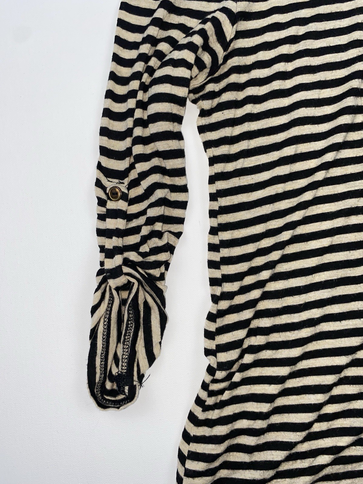 OBOE Women’s M Black Beige Striped Scoop Neck Distressed Top Red Zip Pocket