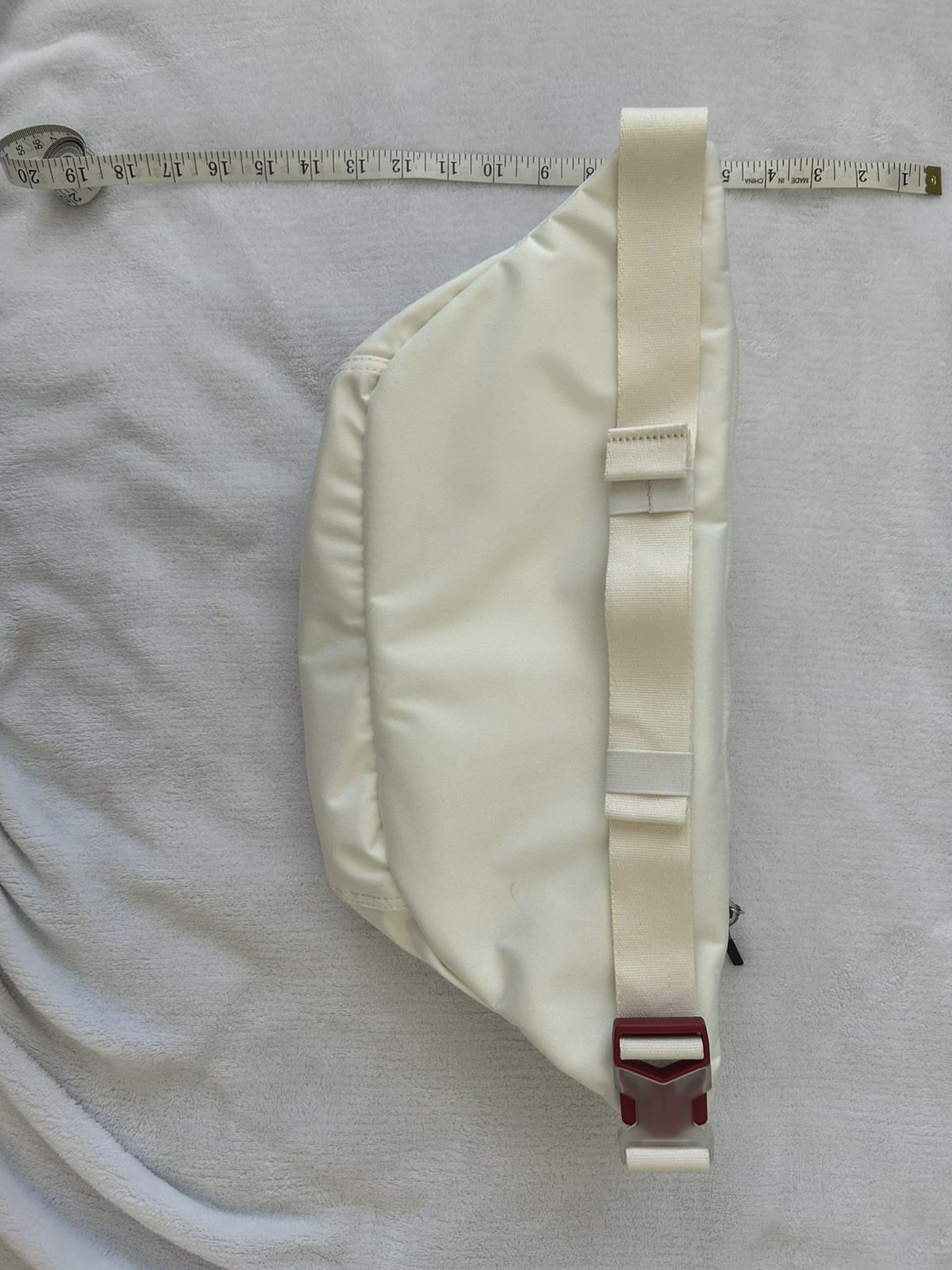 NIKE TECH HIP WAIST PACK FANNY TRAVEL BELT ZIP BUM BAG 19” x 9”