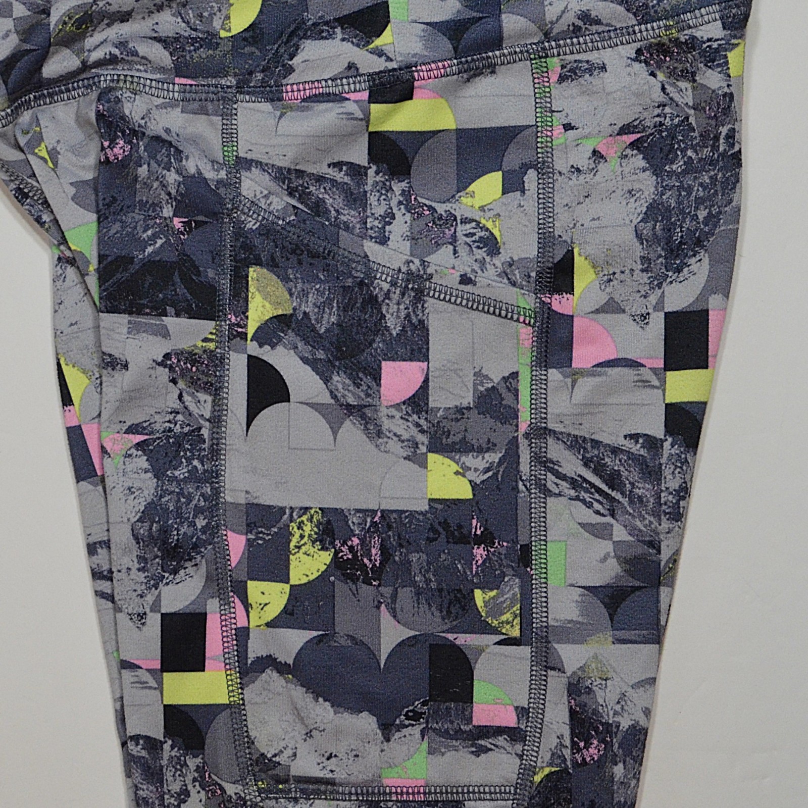 Athletic Pants Girls L 10/12 Gray Multicolor Pockets Athletic Works Yoga Sports
