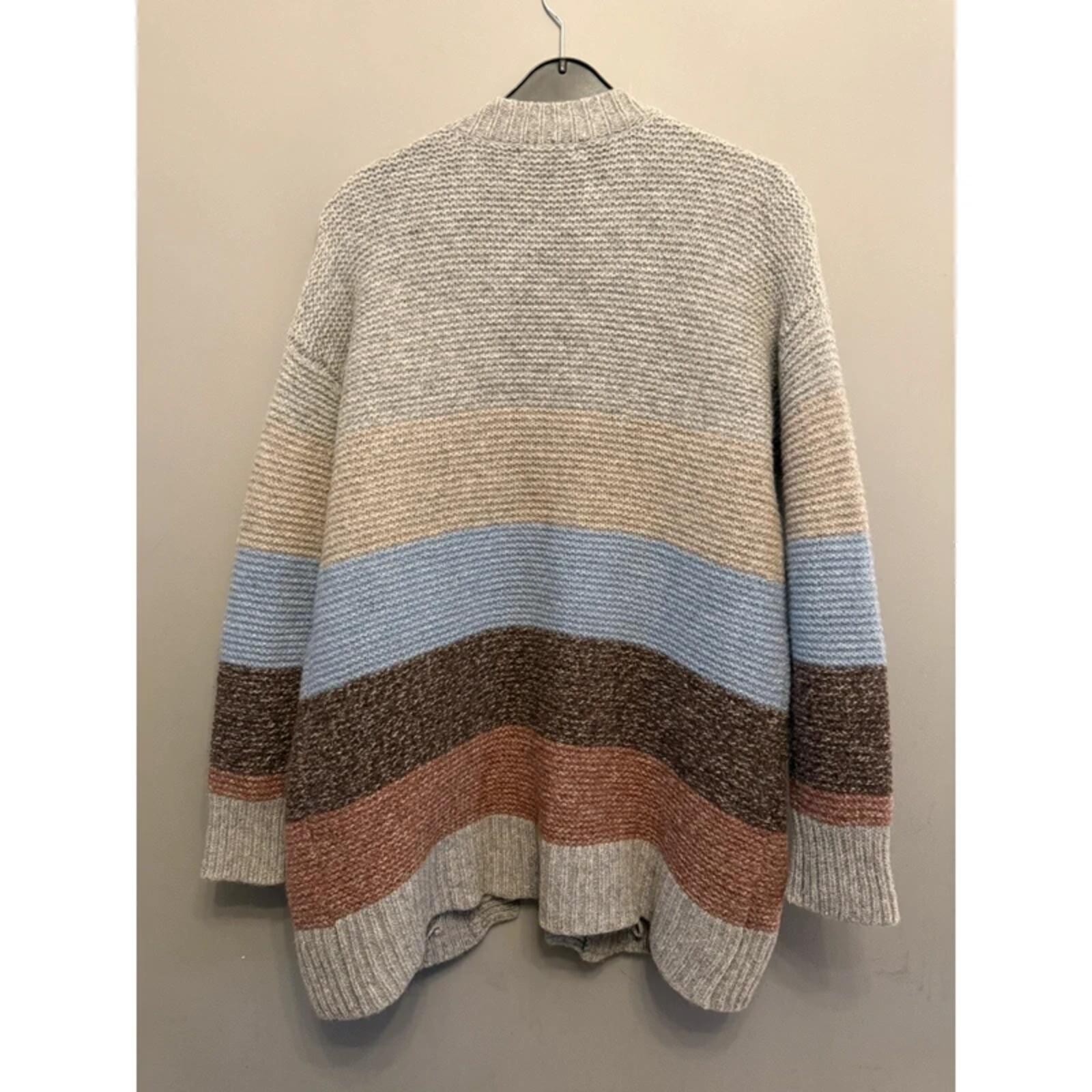Woolovers 100% Lambswool Cardigan striped Size M