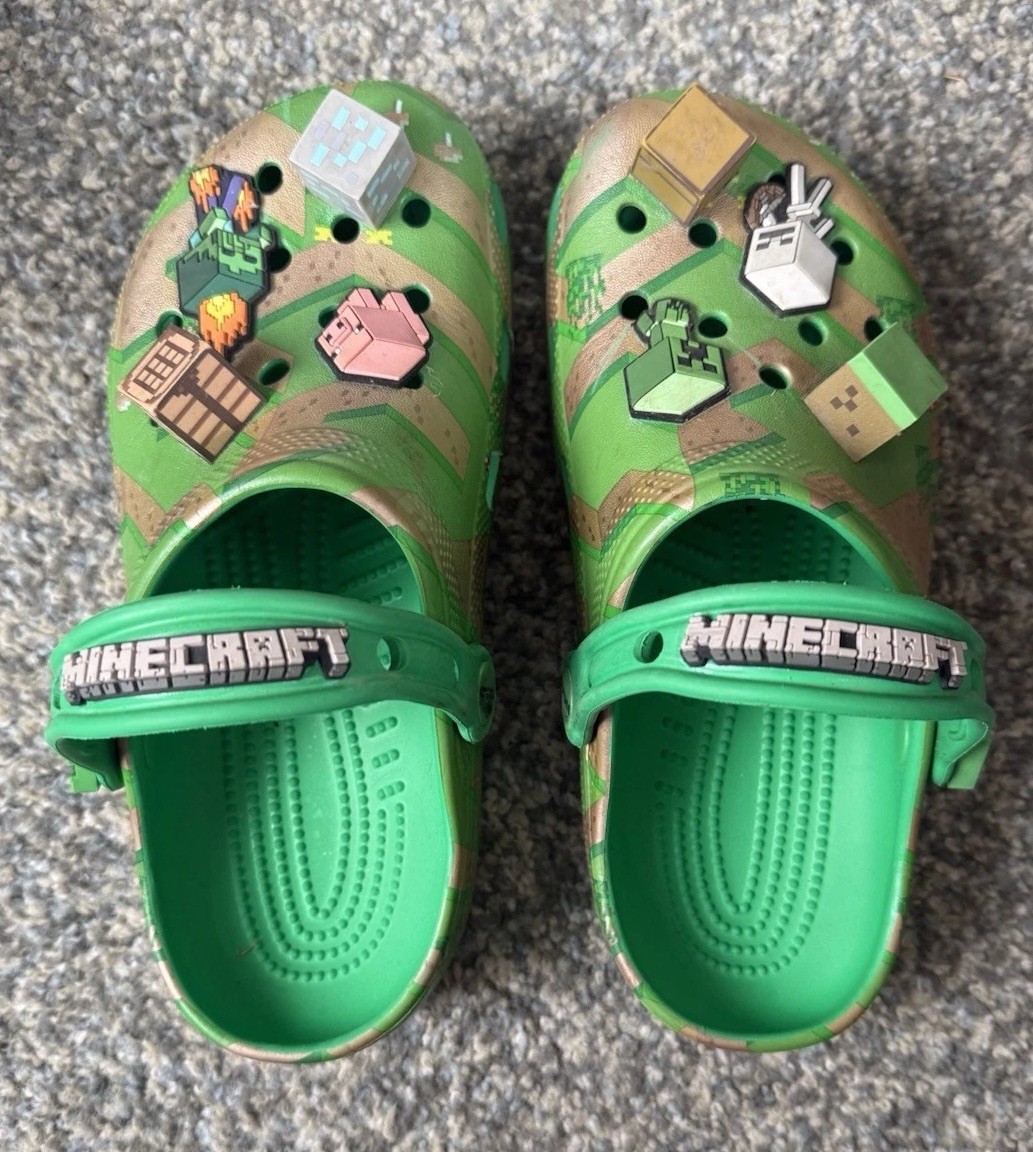 Assorted Crocs-Dreamville, Minecraft & Duet Max 2 Clogs. “J4” & “M4/W6” Unisex.