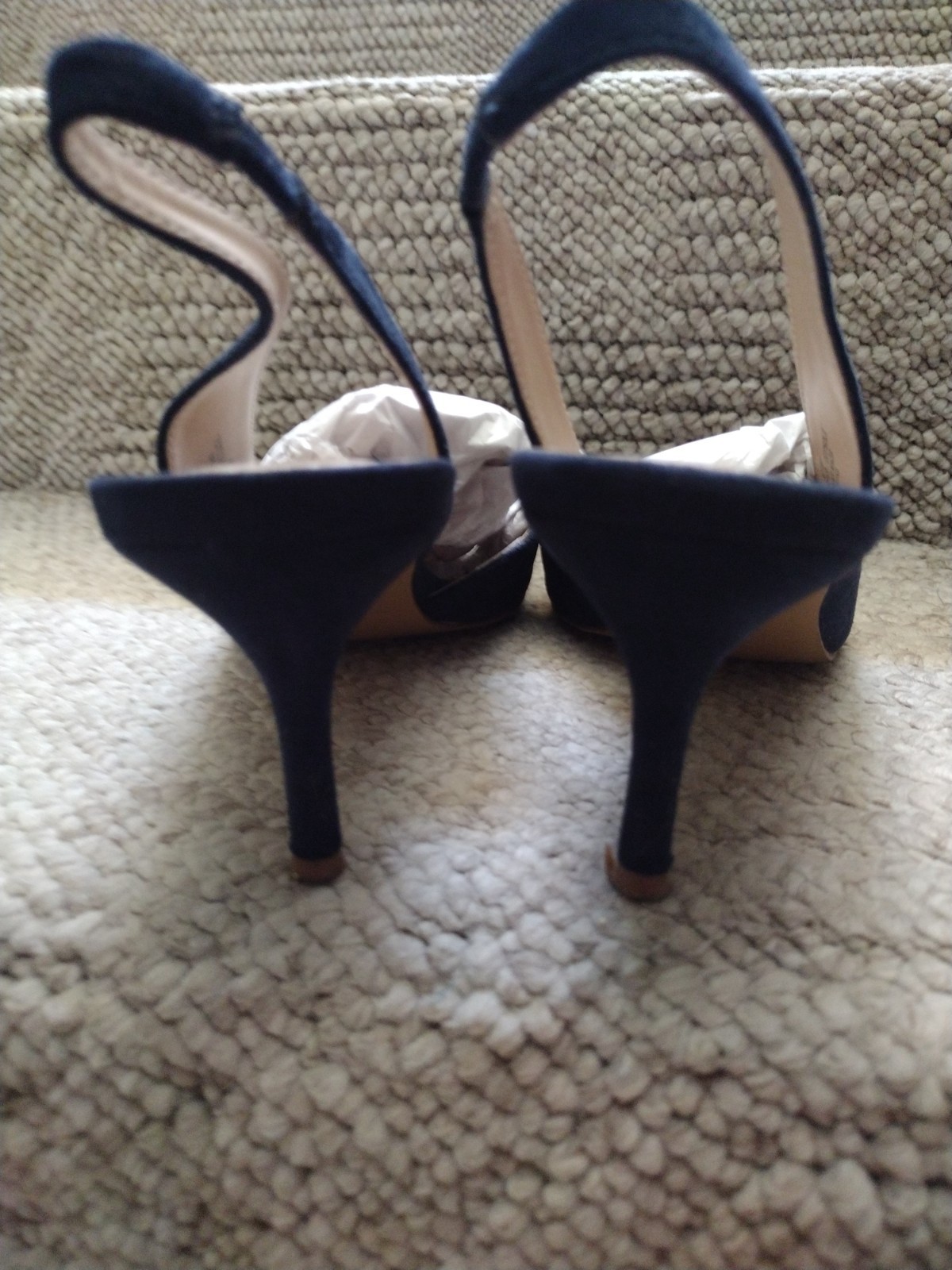 Charles by Charles David Navy Slingback Pumps Excellent Condition Size 9