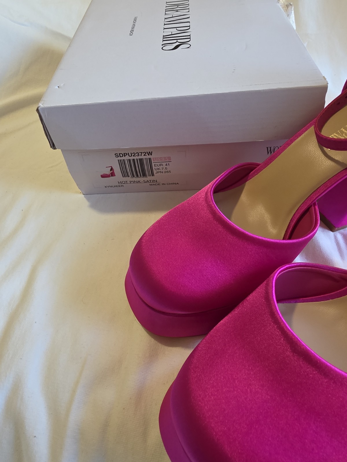 Dream Pairs Pink Satin Platform Round Toe Ankle Strap Buckle Heels 9.5