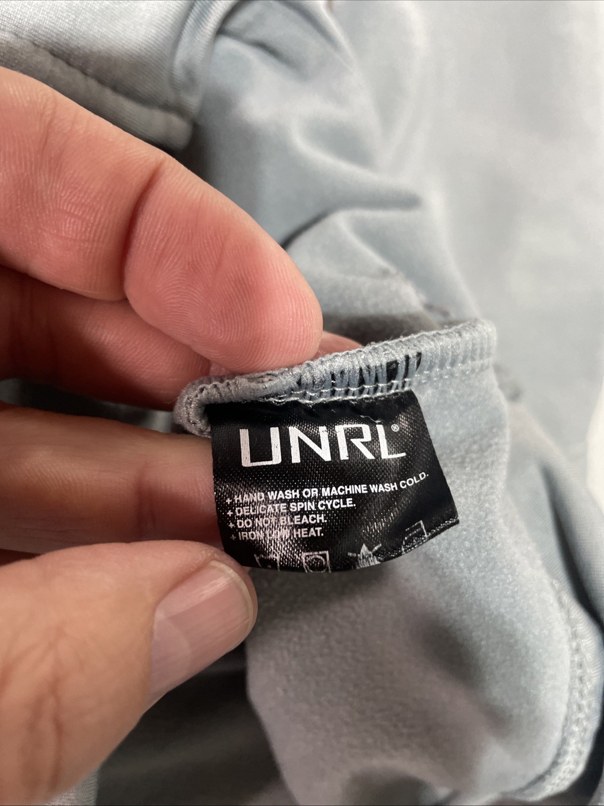 UNRL Men’s Full Zip Performance Hoodie Jacket Gray Size Small Stretch Athletic