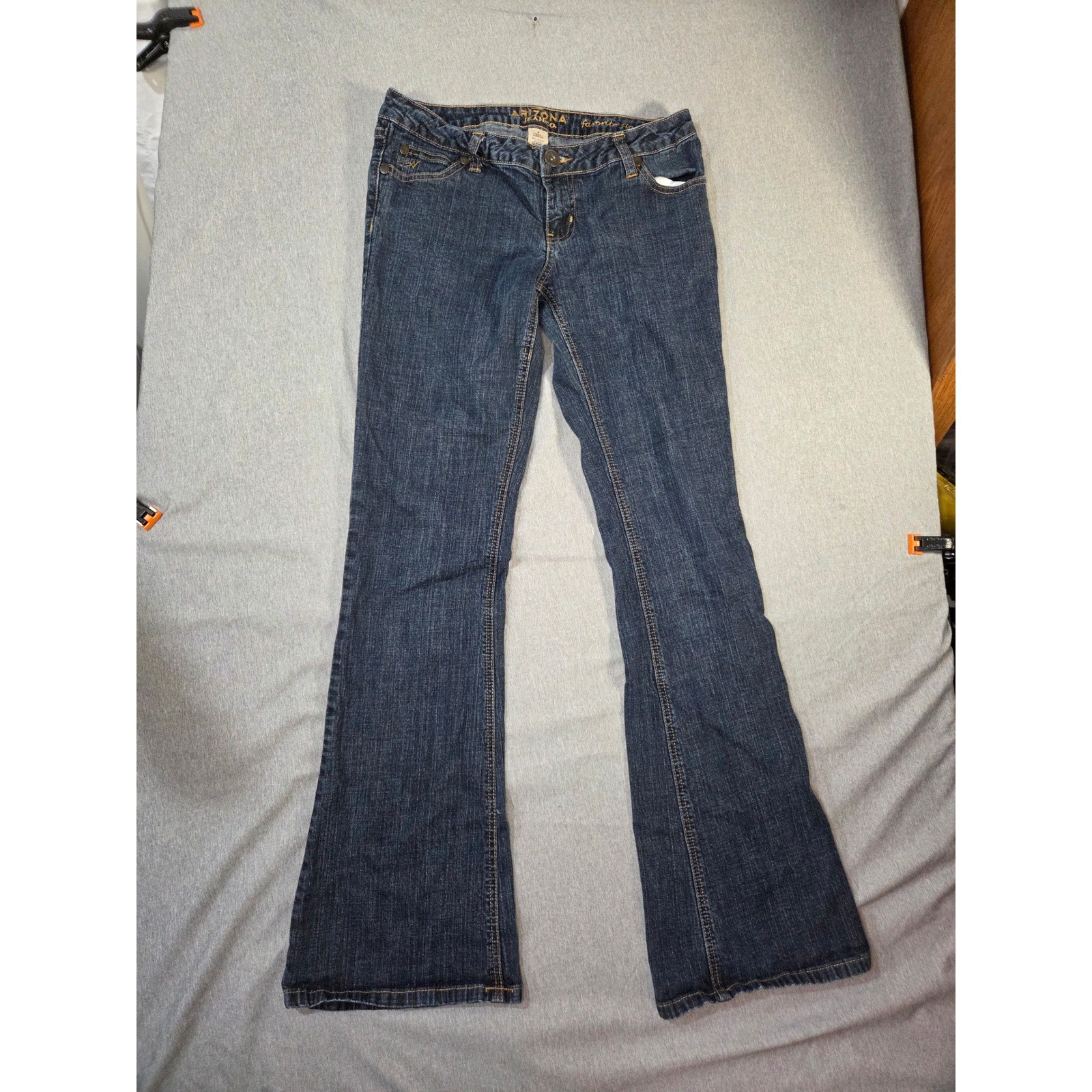 Arizona Jean Co Favorite Flare Jeans Dark Wash Low Rise Denim Size 9 Long