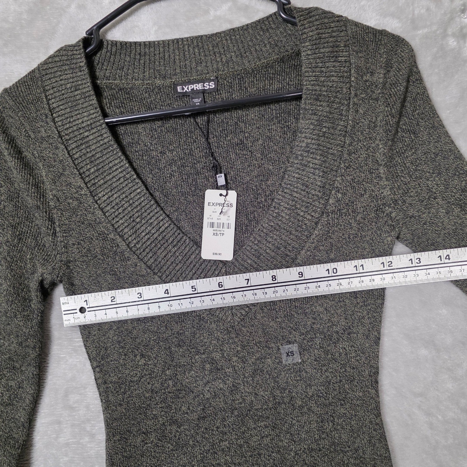 Express Olive Green Marled Deep V-Neck Knit Sweater Womens XS NWT
