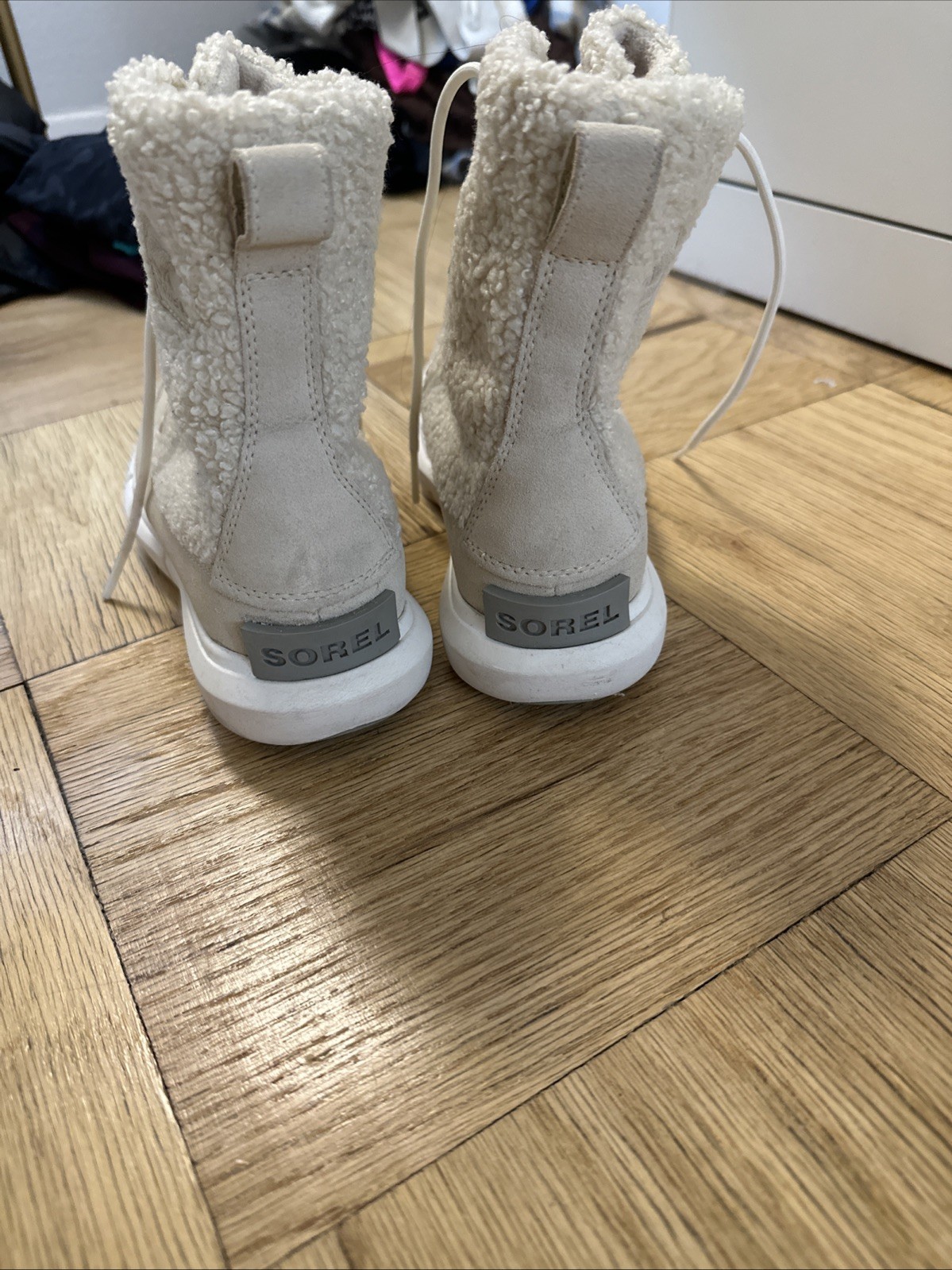 Sorel Snow Boots Beige Faux Fur Size 6