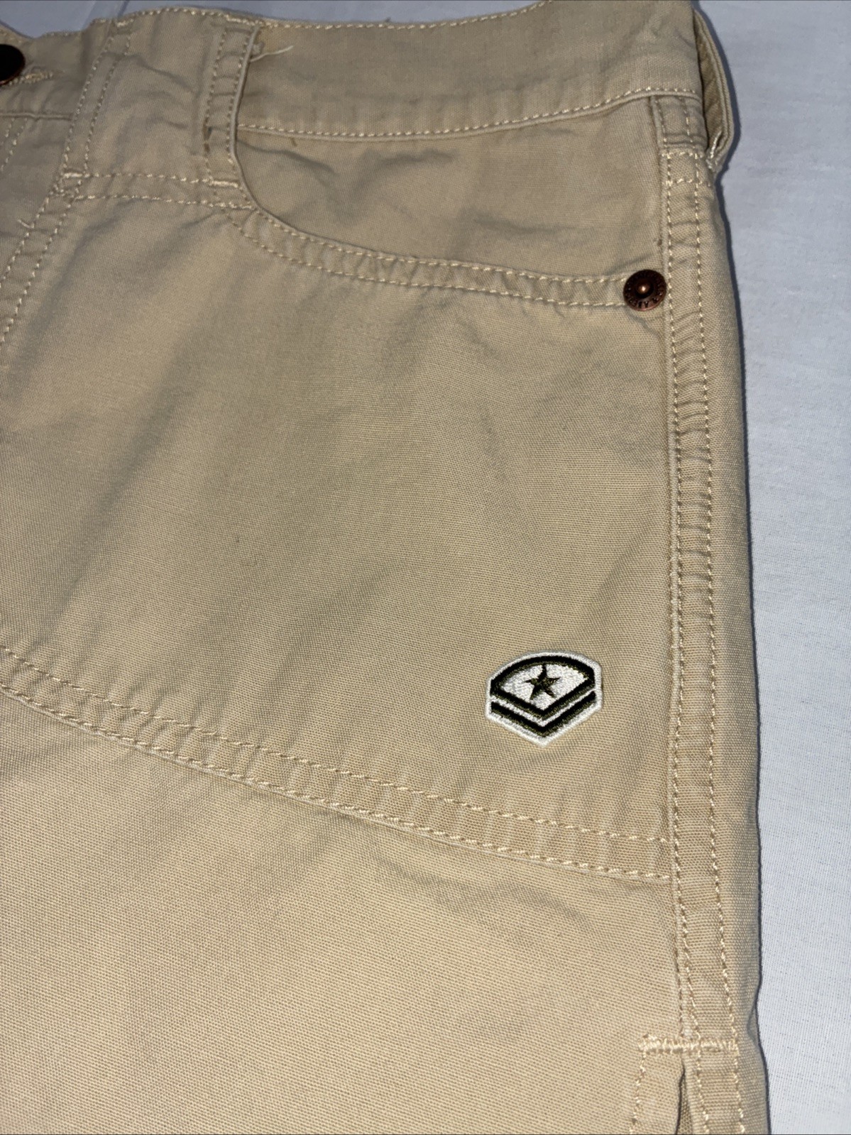 Abercrombie And Fitch – Mini Skirt with Shorts Size 4 – Tan- PRE-OWNED – GOOD