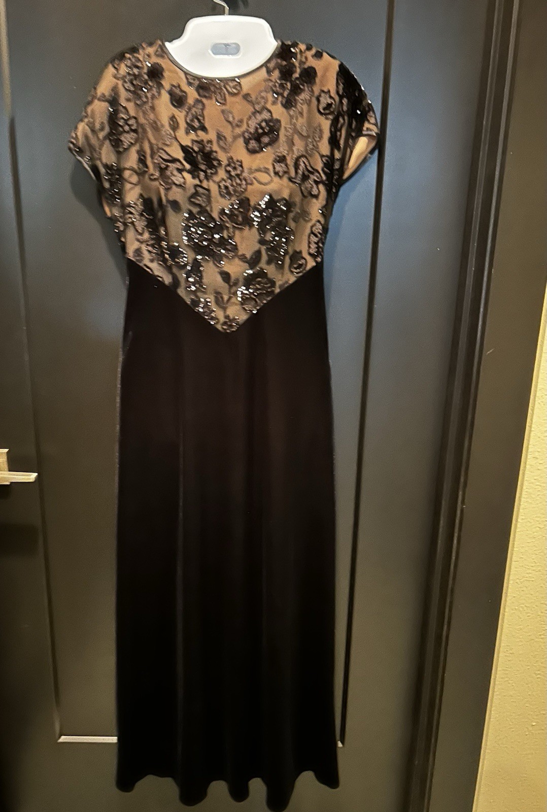 Vintage Jeffrey & Dara Occasions Tom Barra Dress Sz 12 Black Sparkle Floral Maxi