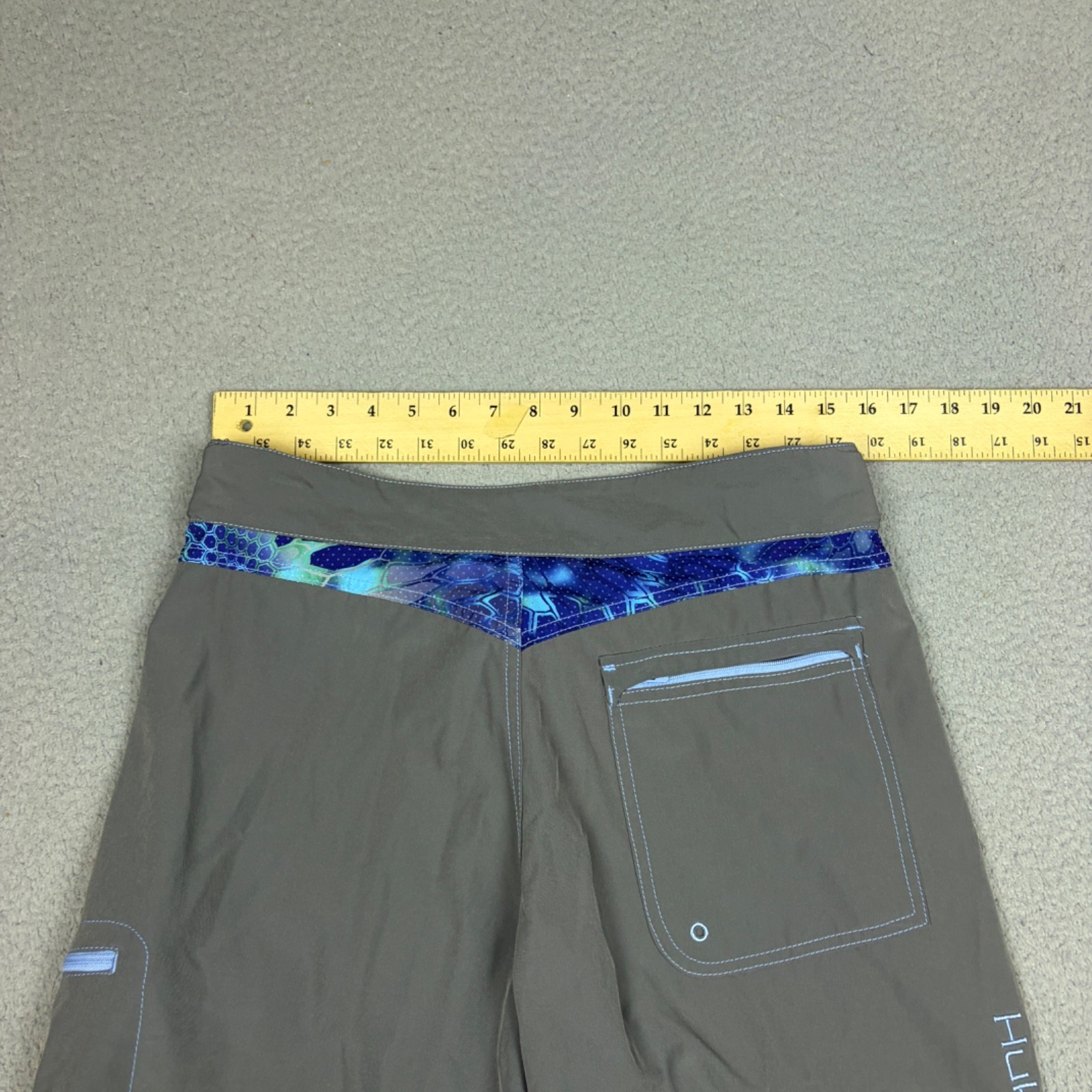 Huk Fishing Board Shorts Mens Medium Gray Stretch Swim Beach Drawsting