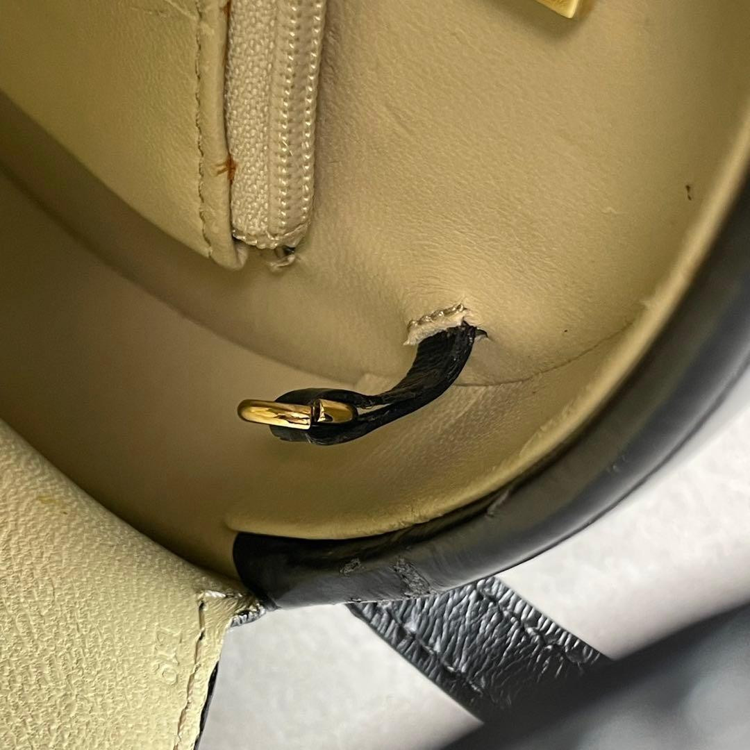 Loewe Vintage Round Shoulder Bag Black Calf Leather Classic Style