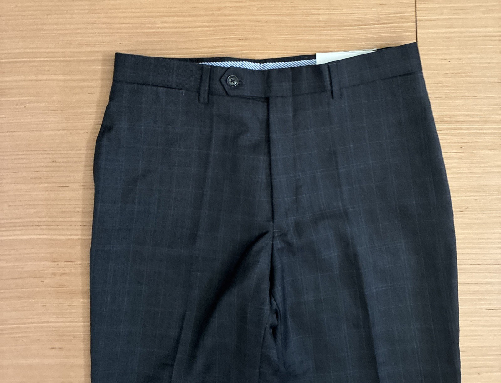 Tommy Hilfiger Men’s Size 32×32 Tailored Trim Fit 100% Worsted Wool Pants