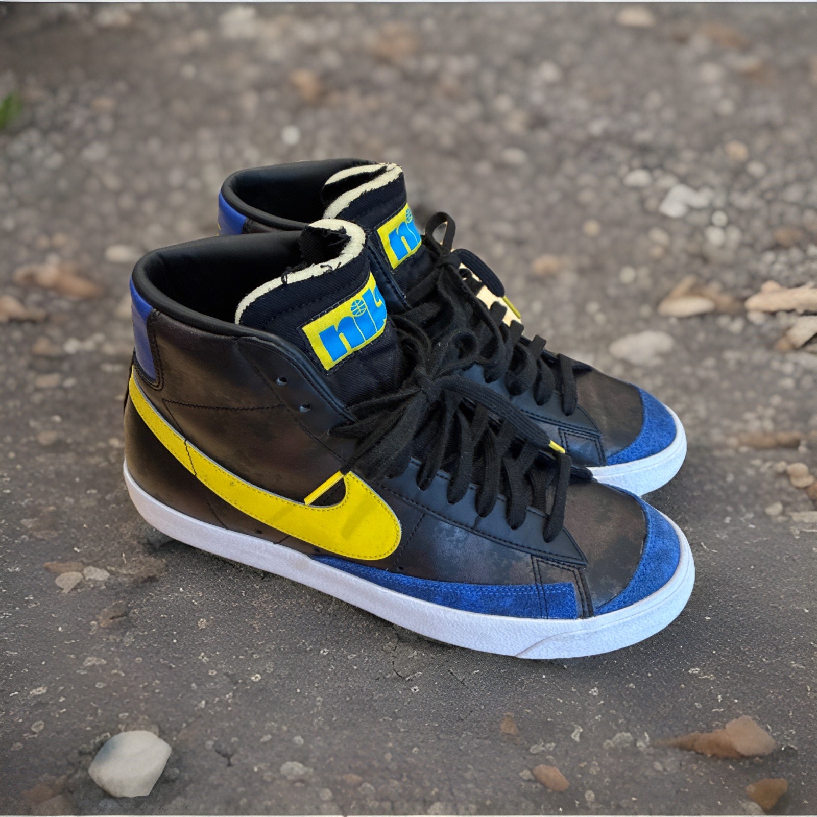 7286 Nike Blazer Mid Peace Love & Basketball Black/Blue DC1414-001 Men’s Size 10