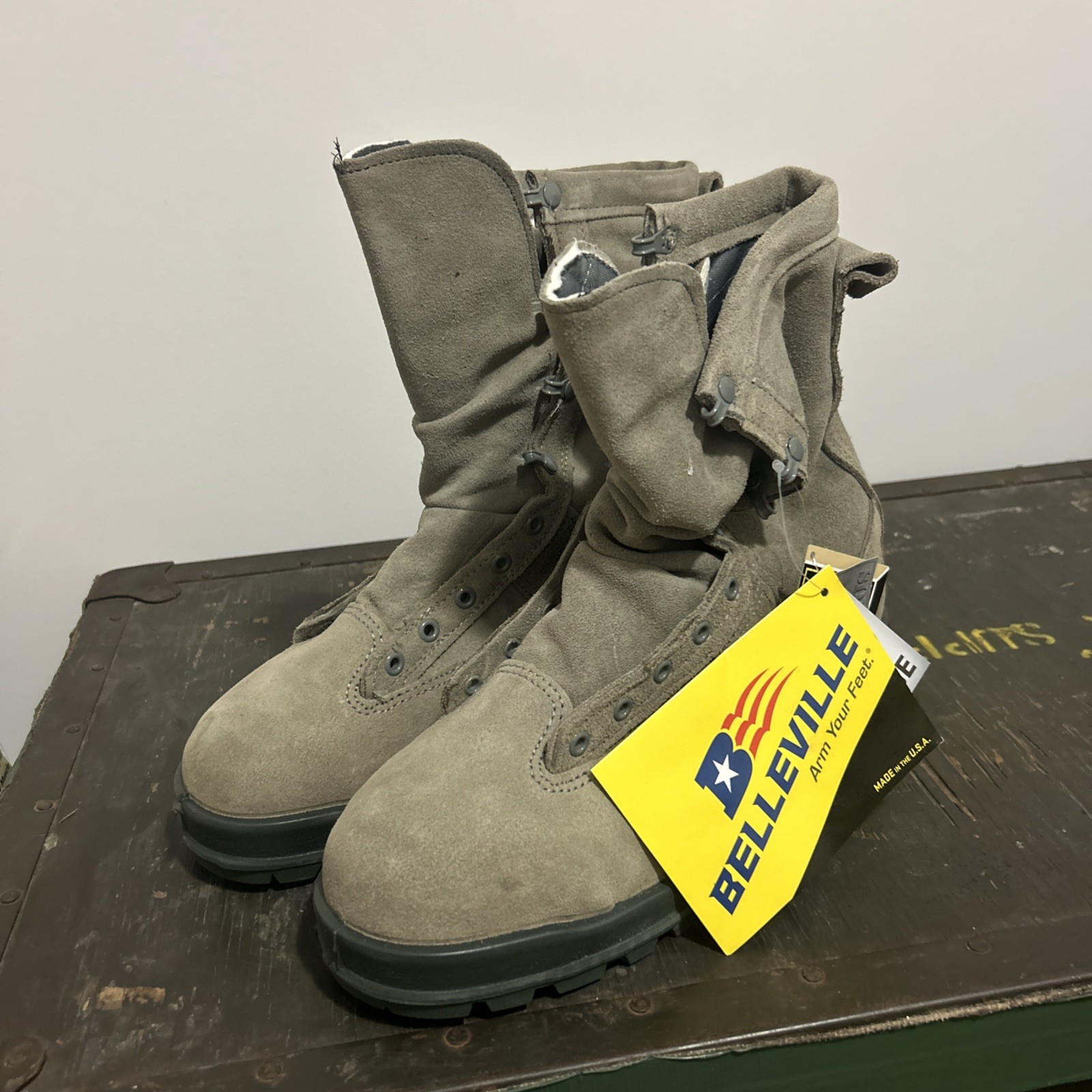 Belleville cold weather 675st 600 Gram Gore-Tex Sage Green Military Boots S 7.5R