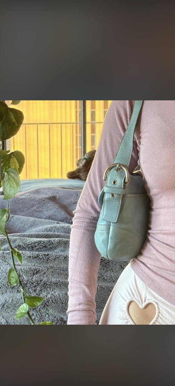 Light blue medium size coach soho bag from 2004!!!!!